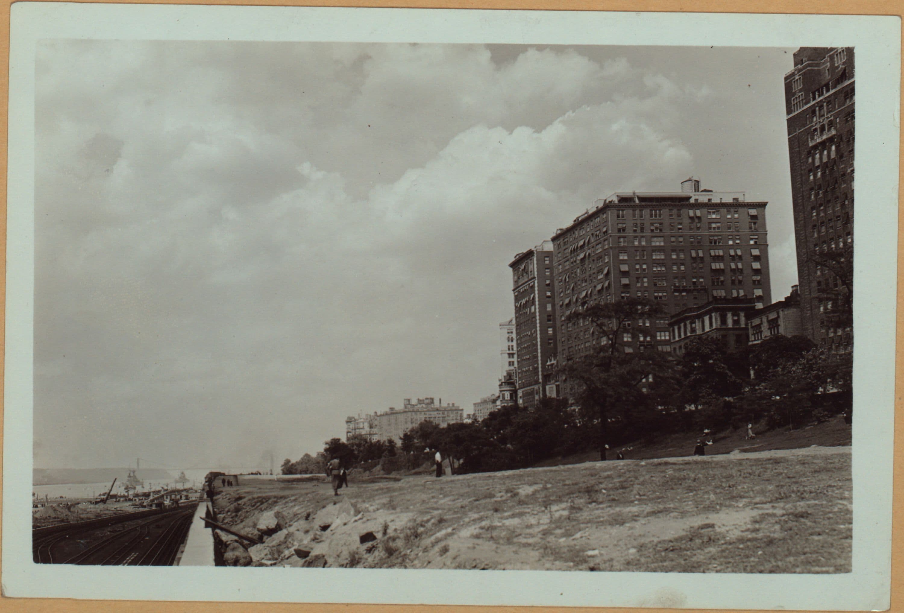 Manhattan: Riverside Park - 72nd Street (West)., 1931–1934