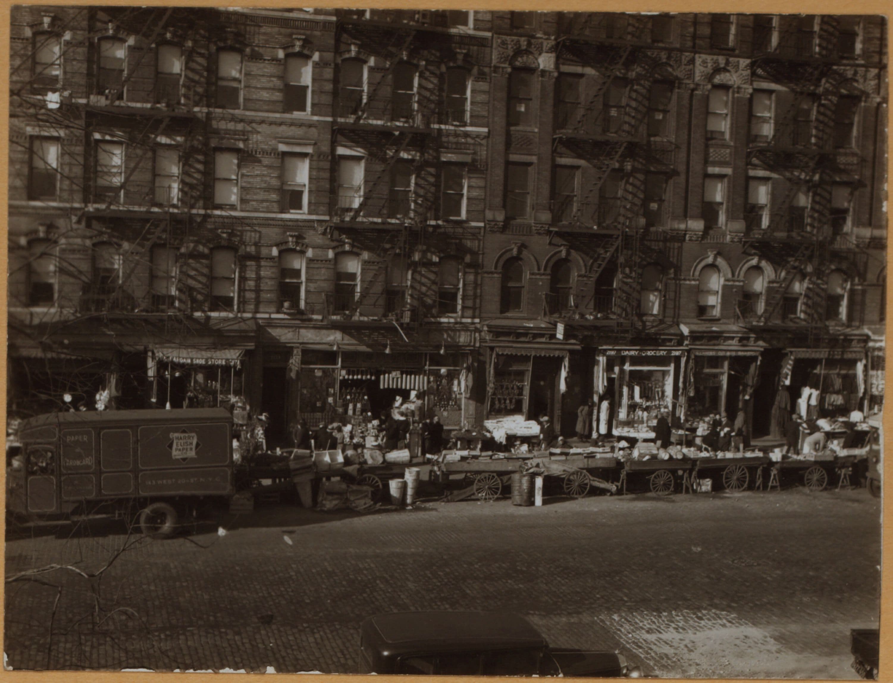 Manhattan: 1st Ave. - 112th St. E.