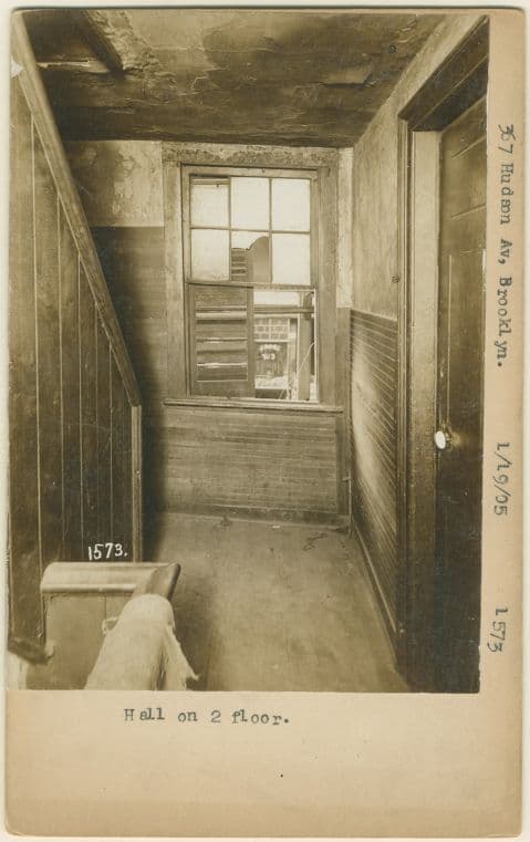 Hudson Avenue #367 [interior]