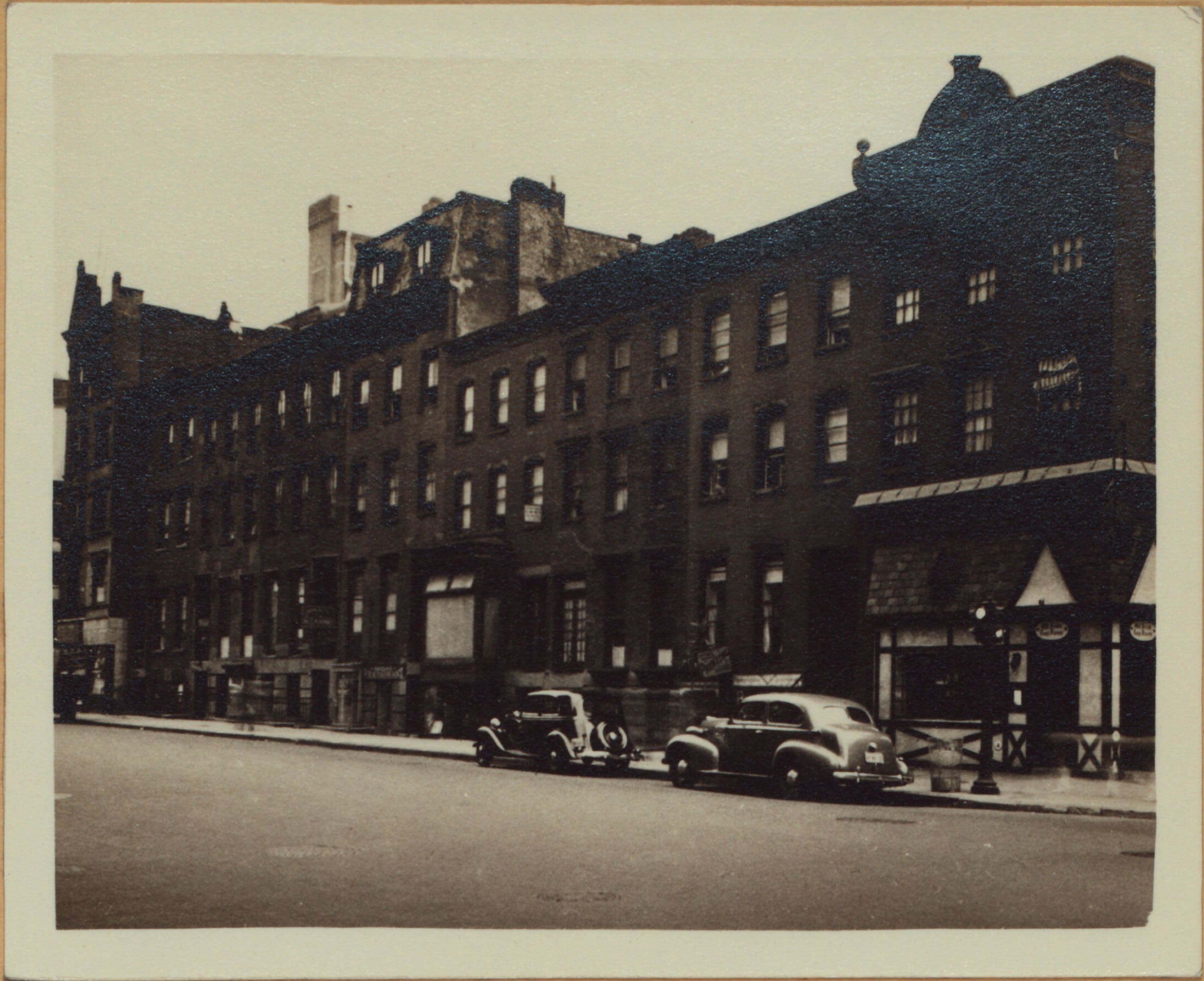 Manhattan: Lexington Avenue - 26th Street (East), 1937
