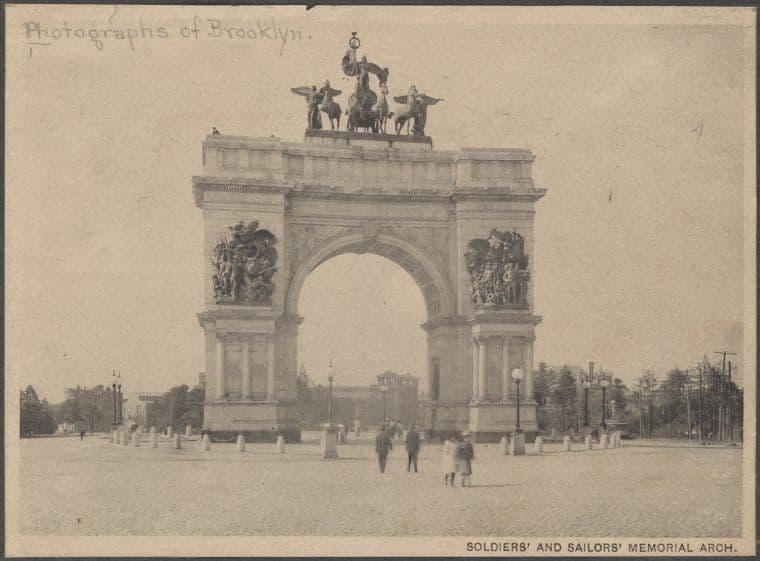 Soldiers' and Sailors' Memorial Arch