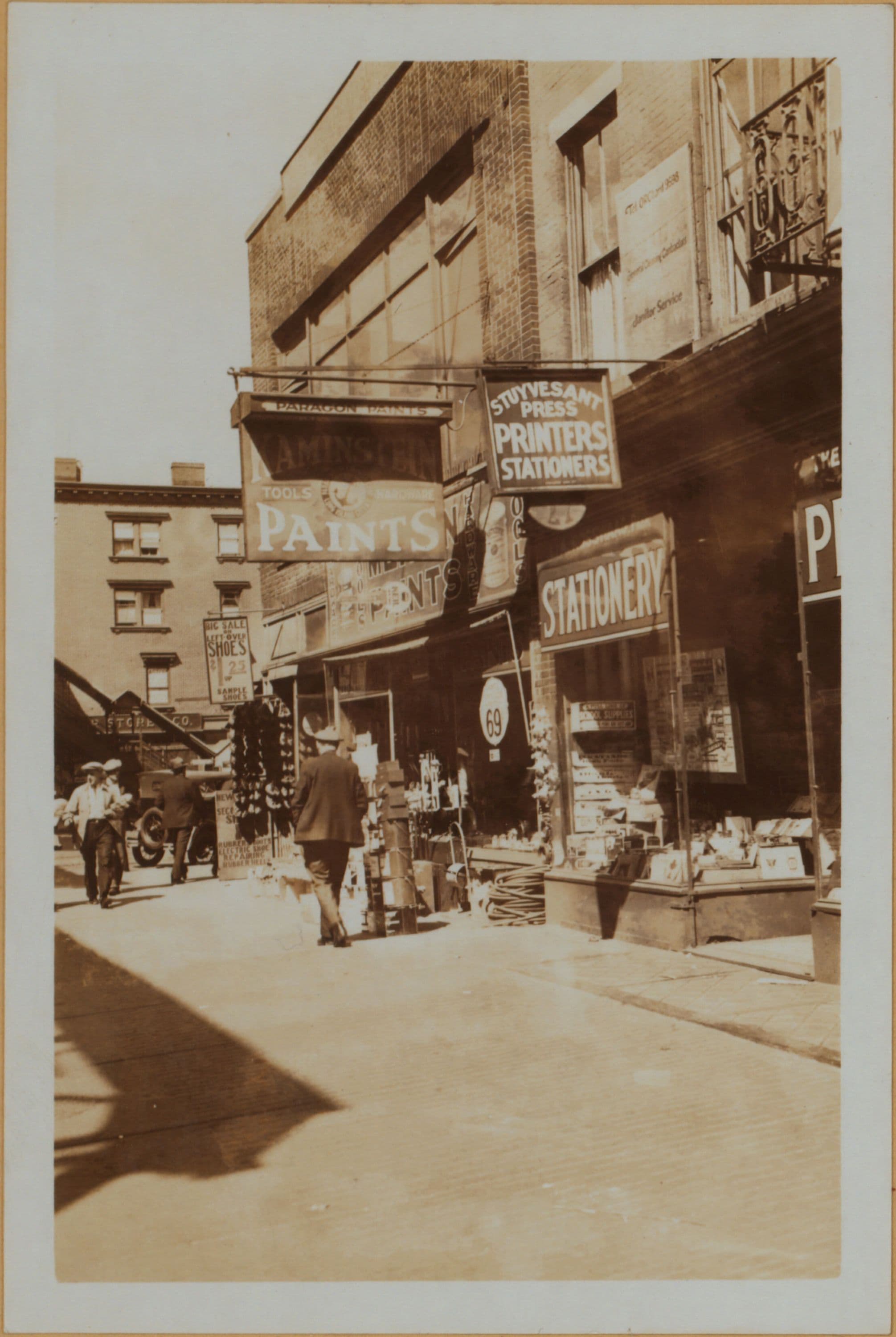Manhattan: 3rd Avenue - Stuyvesant Street