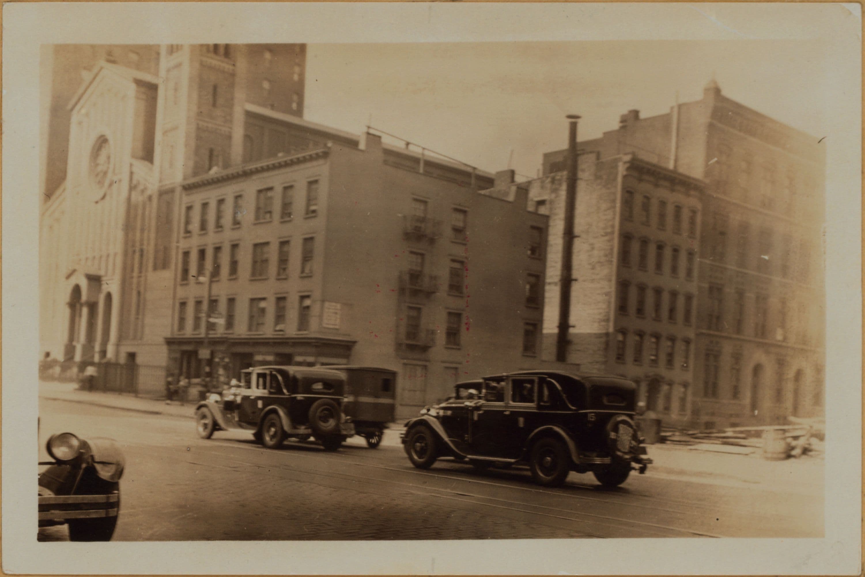 Manhattan: 2nd Ave. - 22nd St.