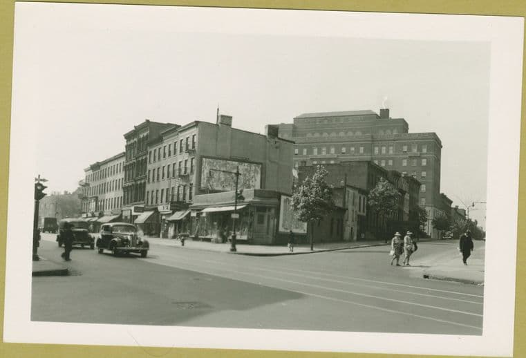 Carlton Avenue - Fulton Street, southeast corner, 1942-05-13