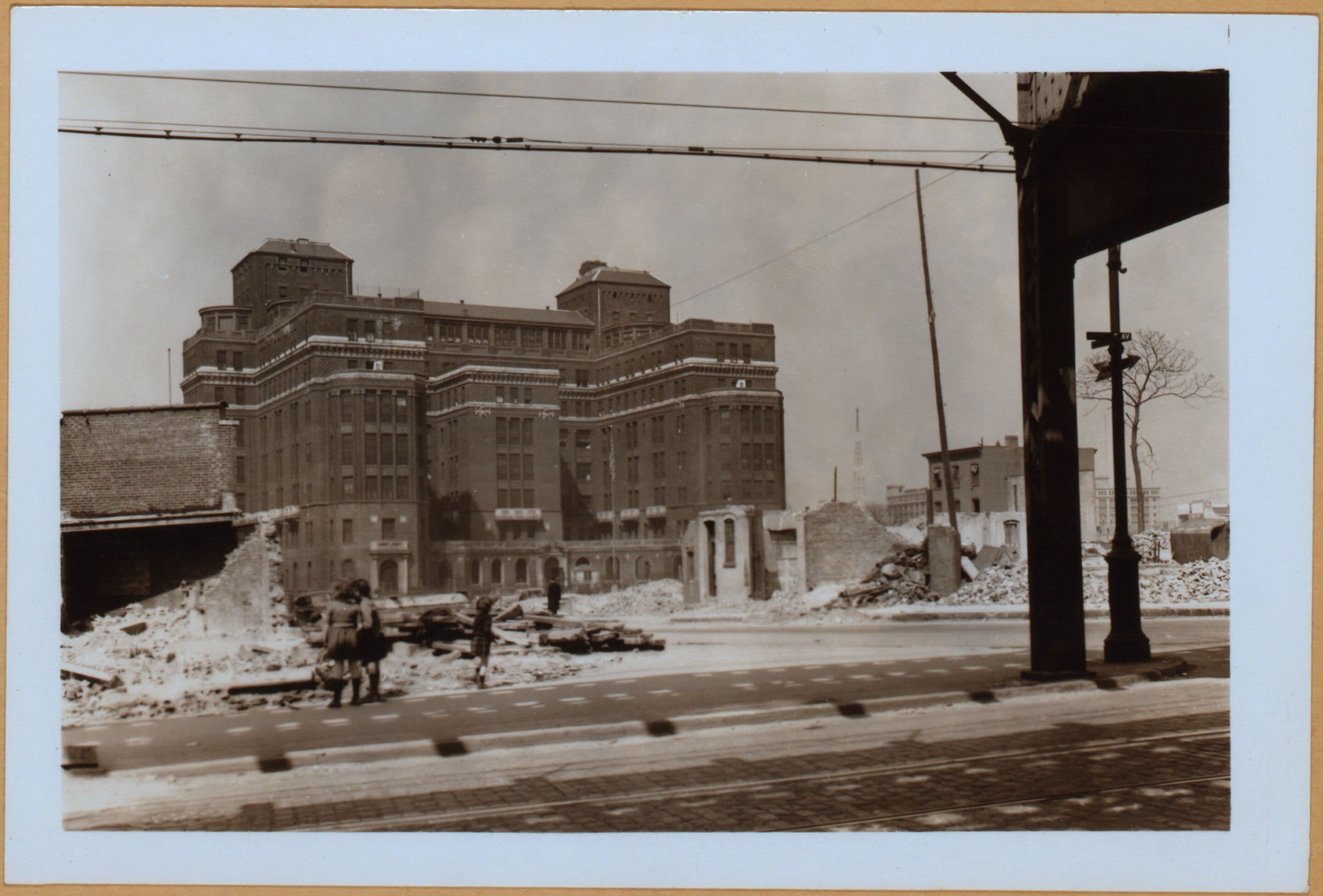 Brooklyn: Auburn Place - Elliot Place (North)