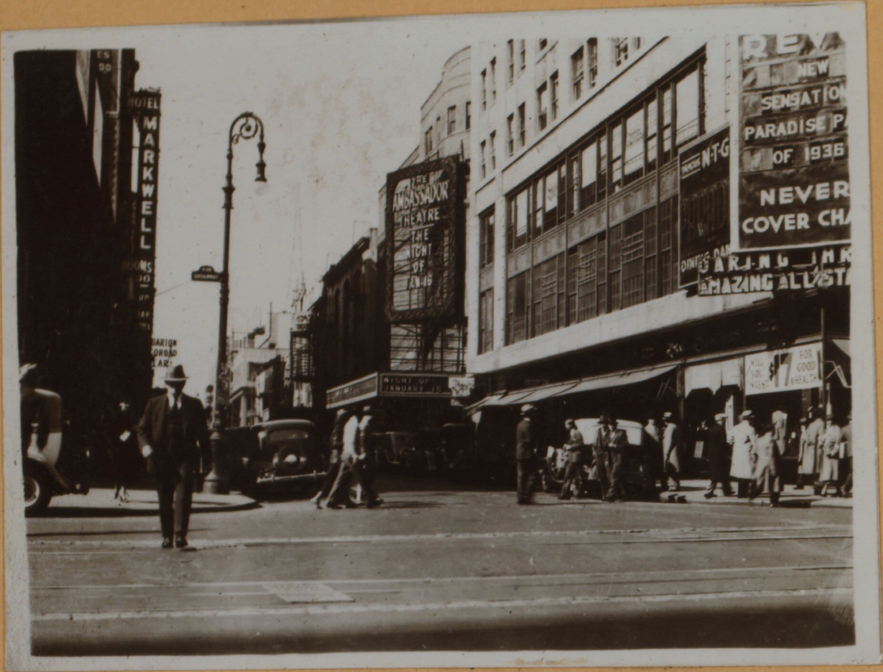 Manhattan: 49th Street (West) - Broadway