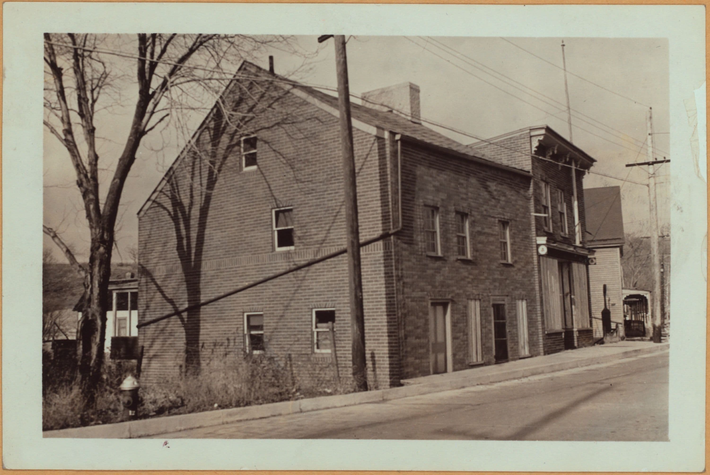 Richmond: Arthur Kill Road - Center Street
