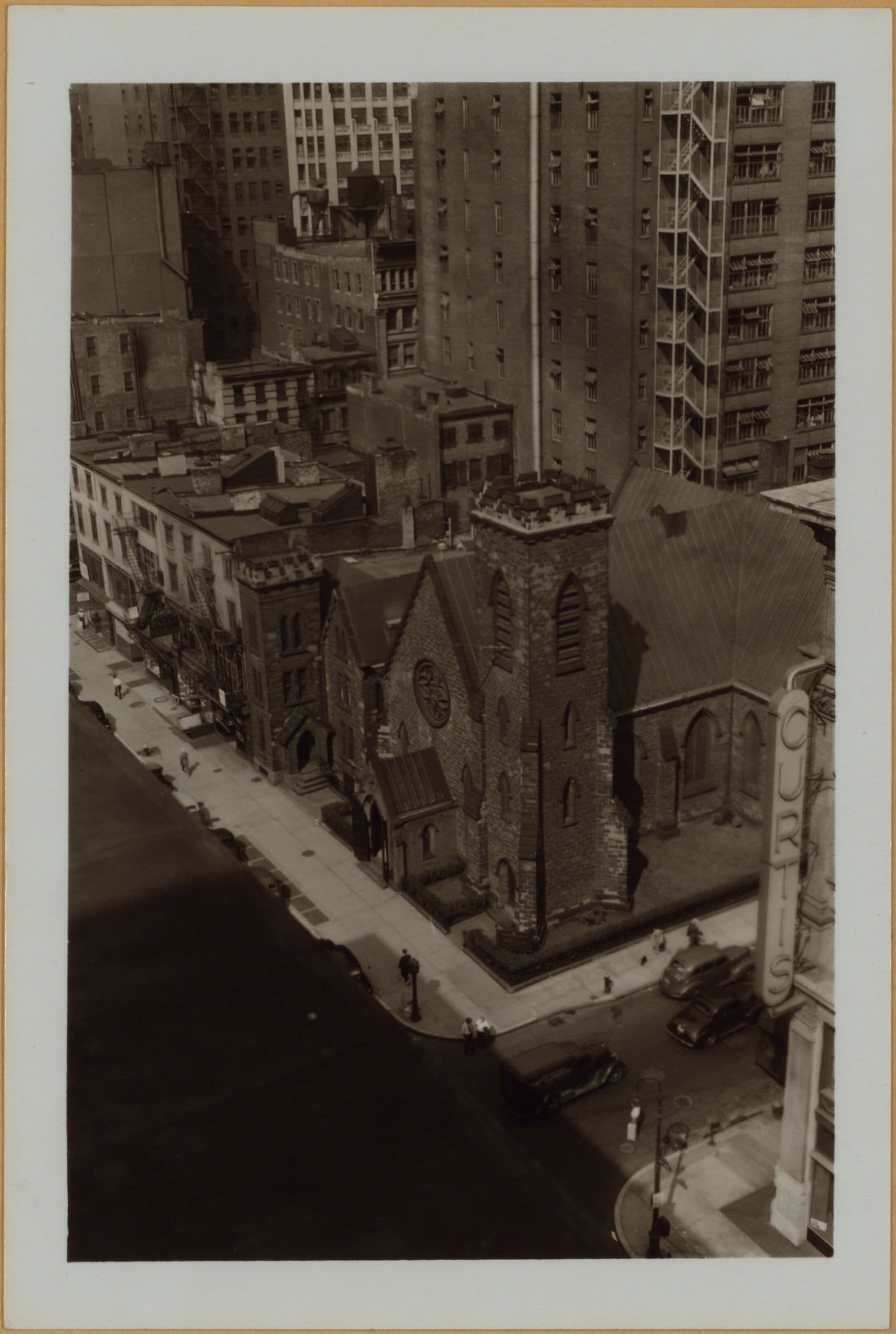 Manhattan: 6th Avenue - 20th Street (West), 1939–1941