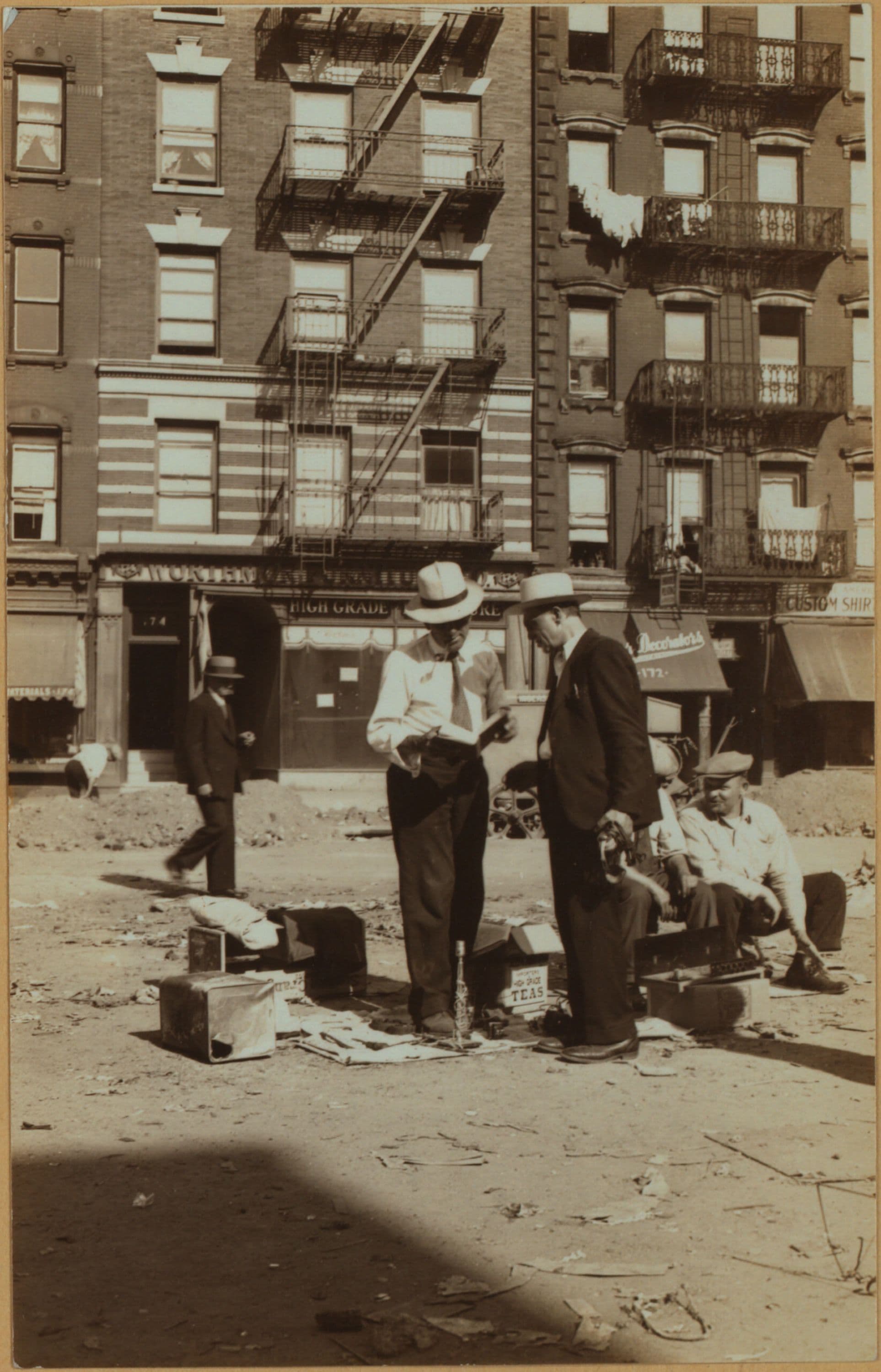 Occupations - Peddlers - Books., 1927–1936