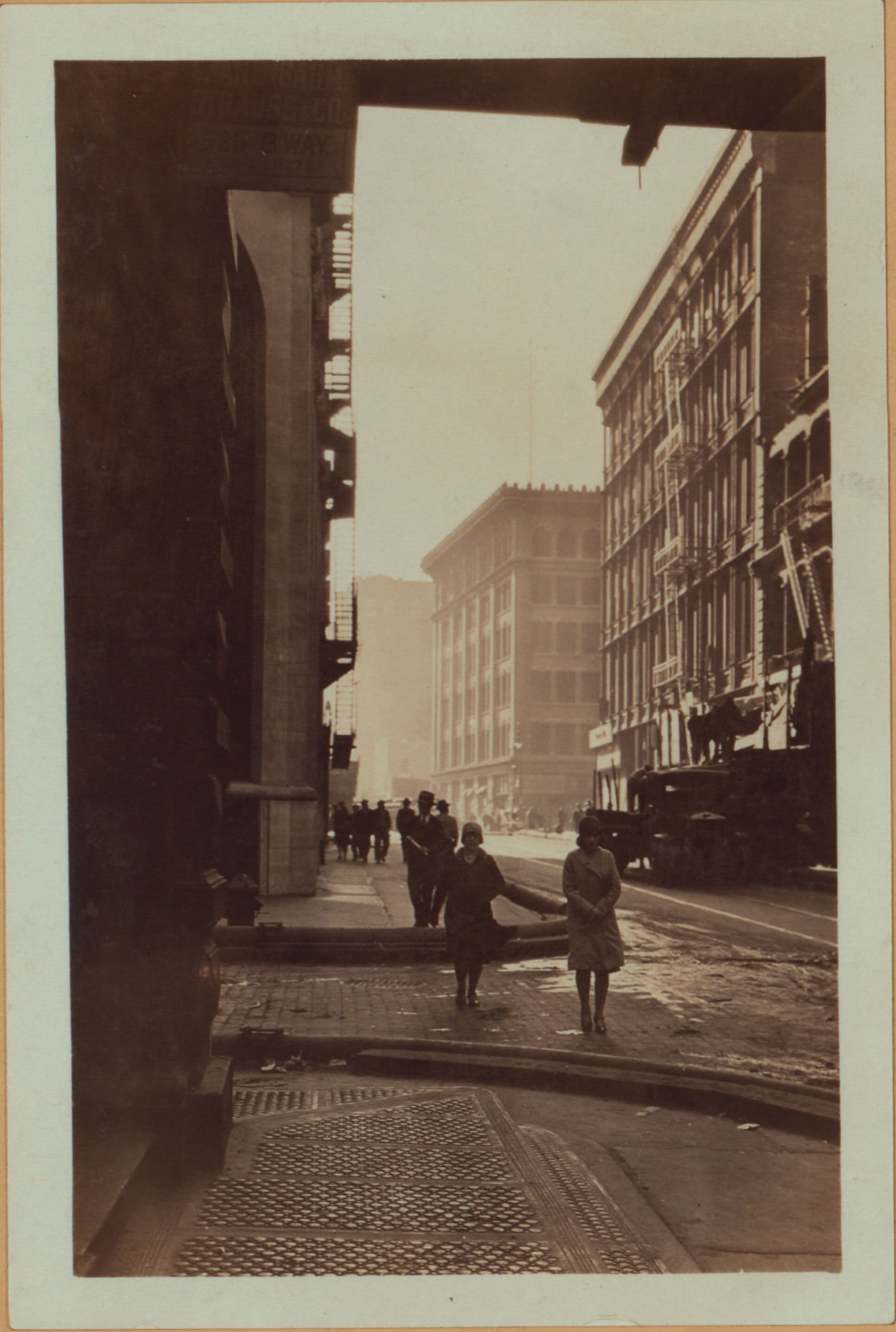 Manhattan: Houston Street (West - Broadway