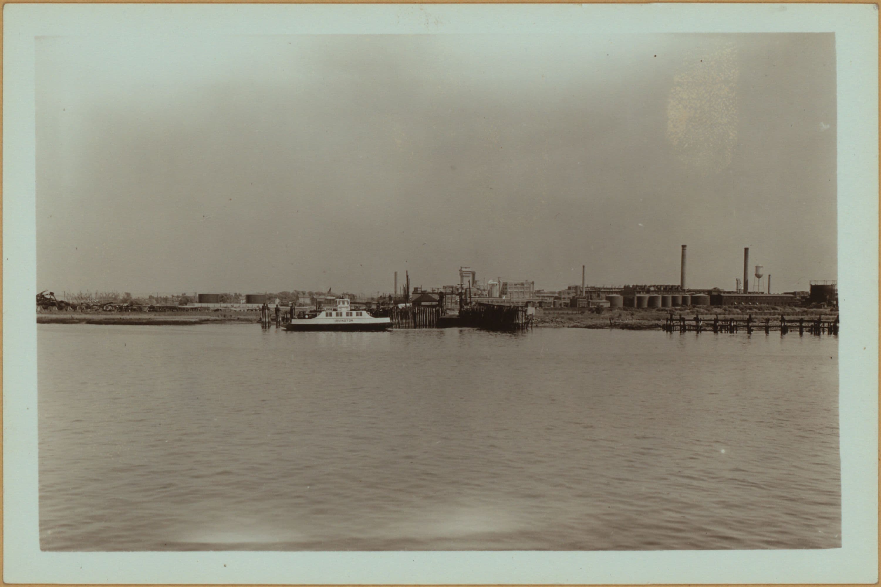 Arthur Kill - Holland Hook - Staten Island [Richmond - Ivoryport - Procter and Gamble Ivory soap works.]