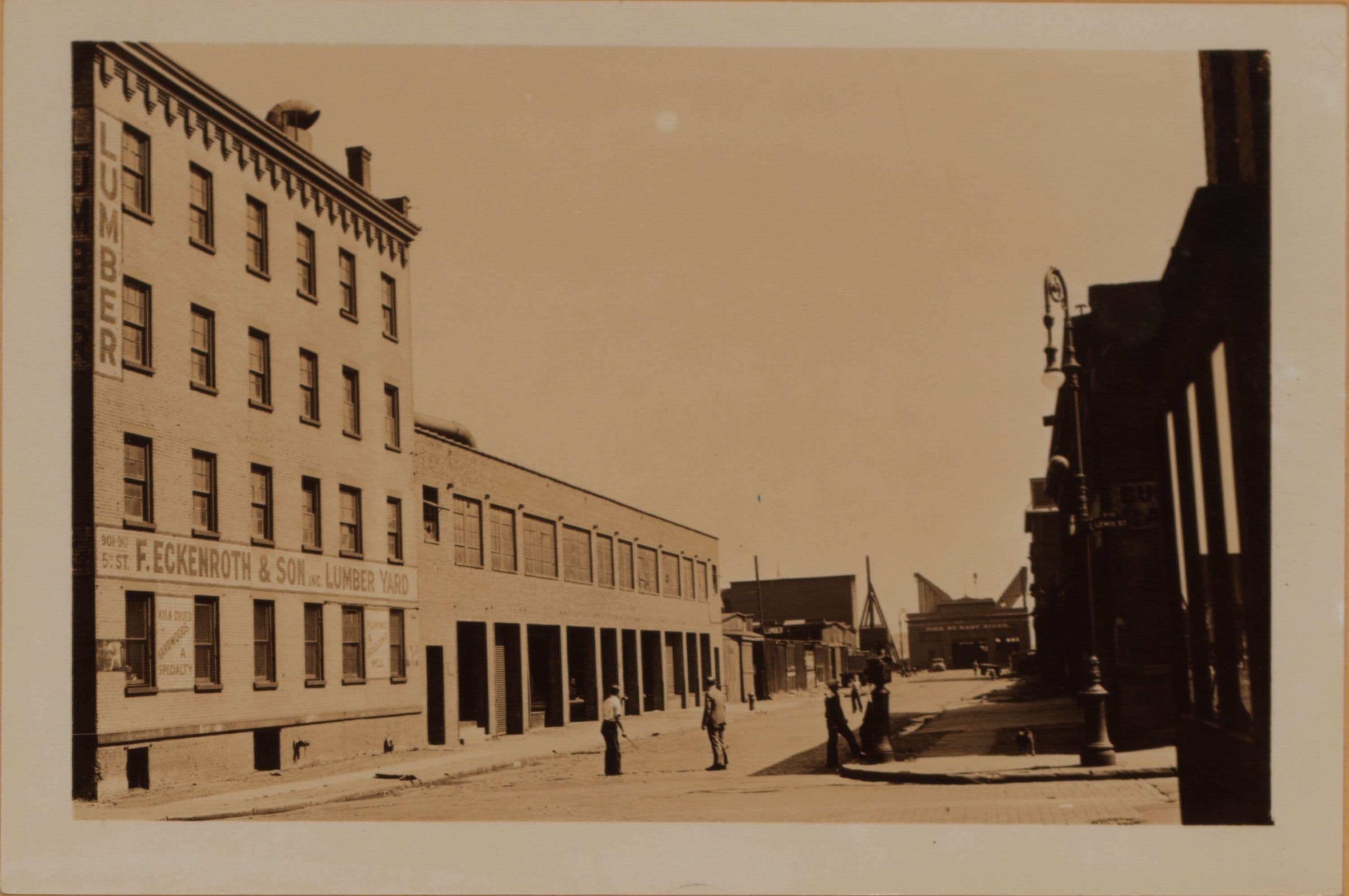 Manhattan: 5th Street - Lewis Street