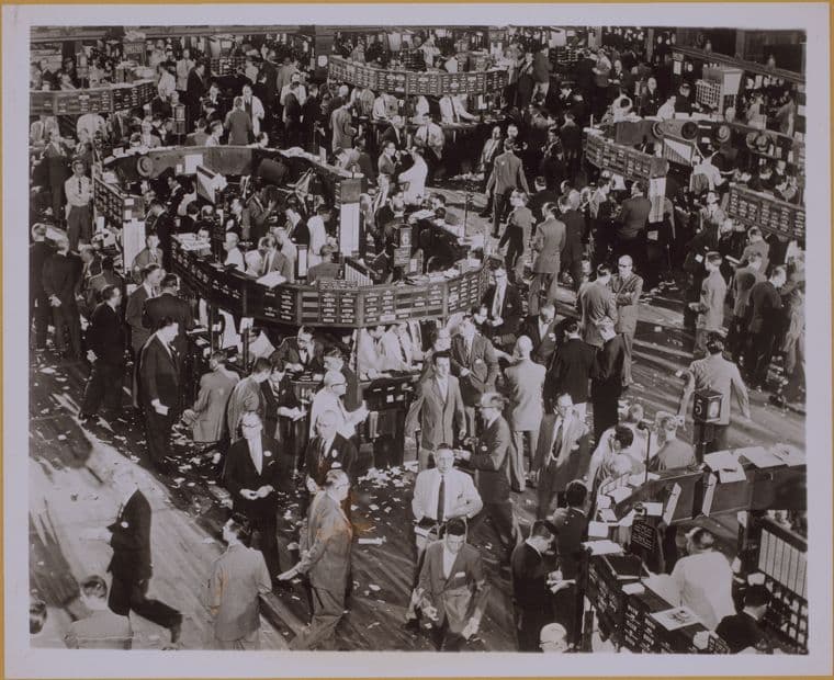 Manhattan: Broad Street - Wall Street