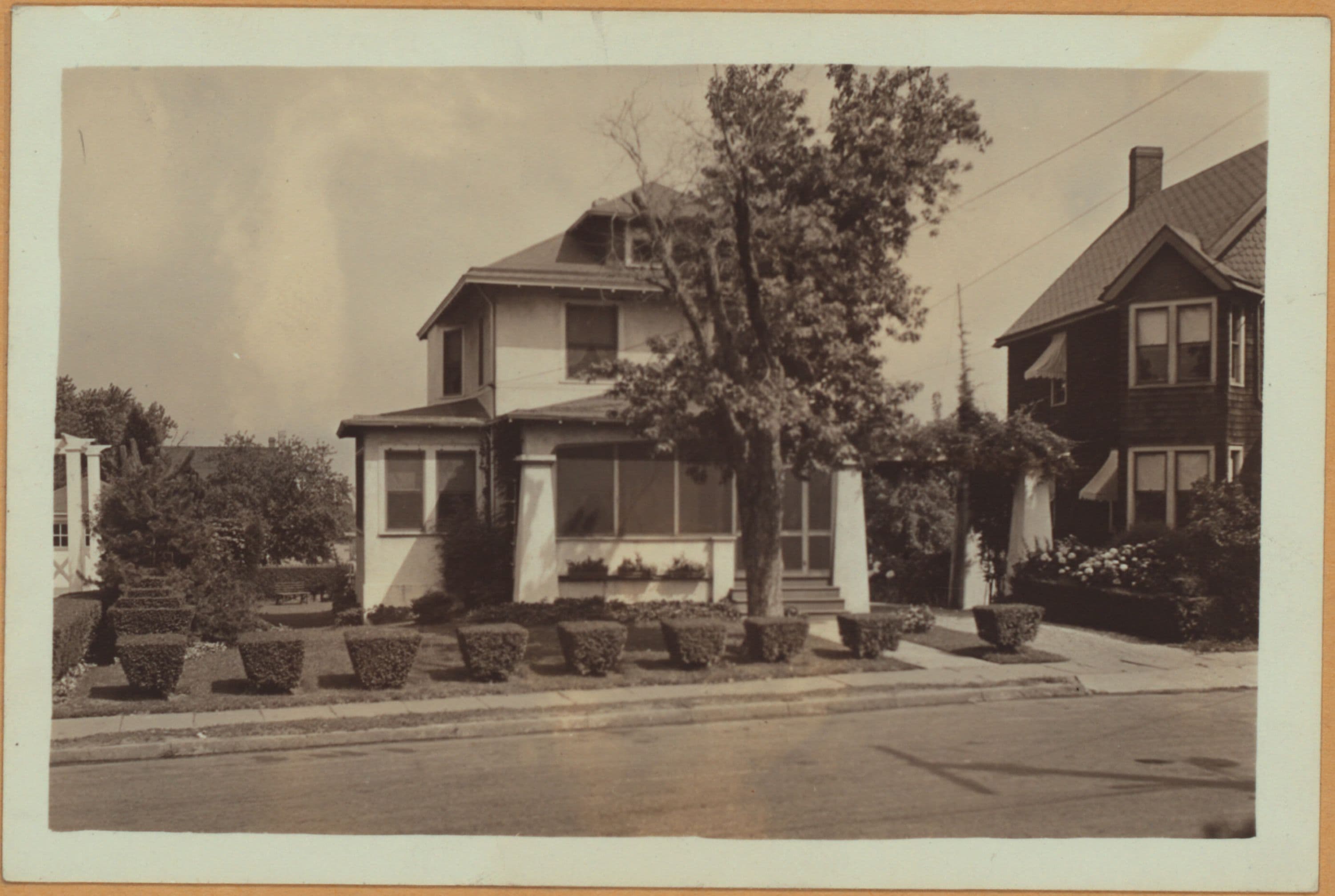 Richmond: Delafield Avenue - Broadway, 1932