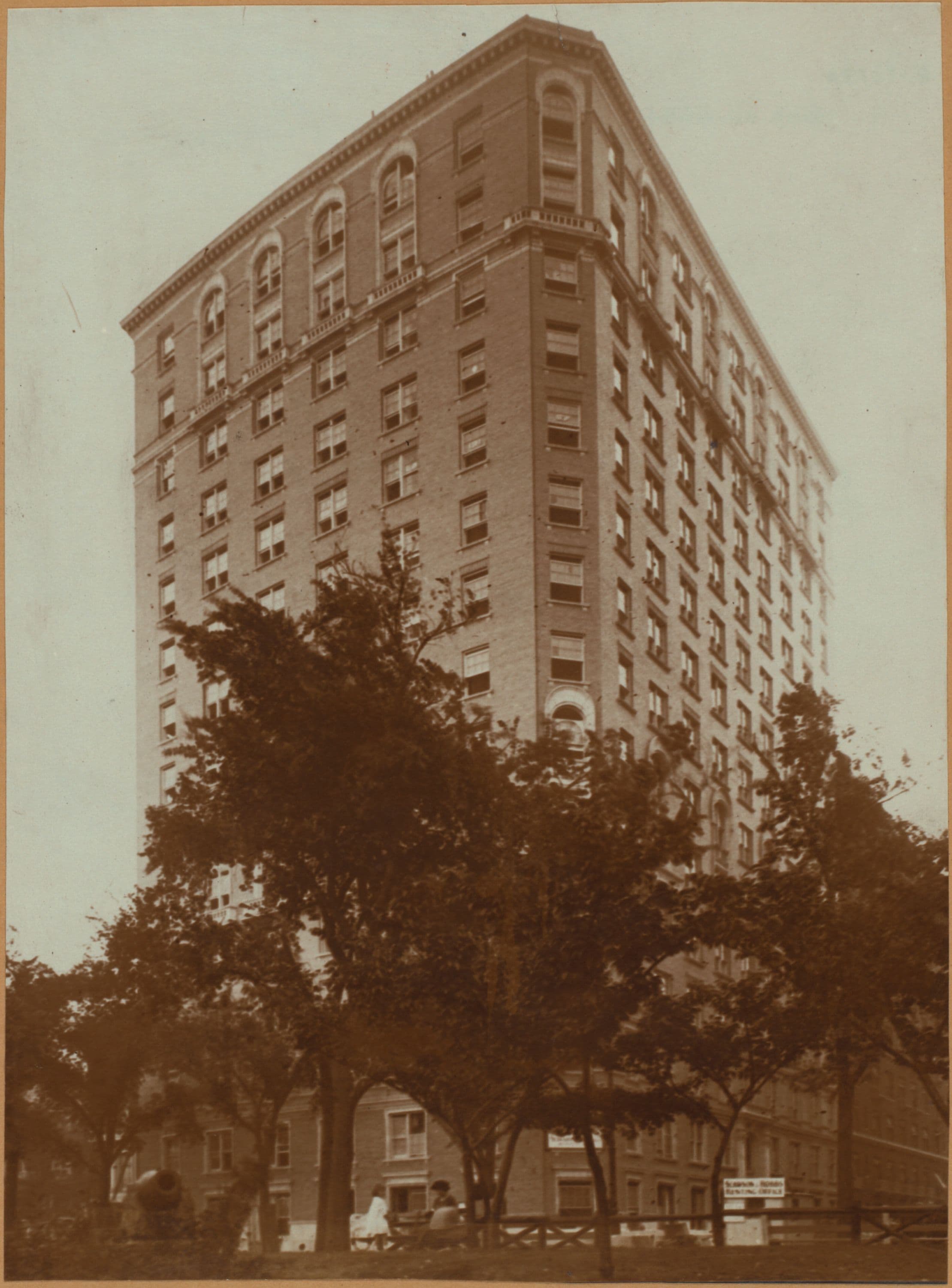 Manhattan: Riverside Drive - 88th Street