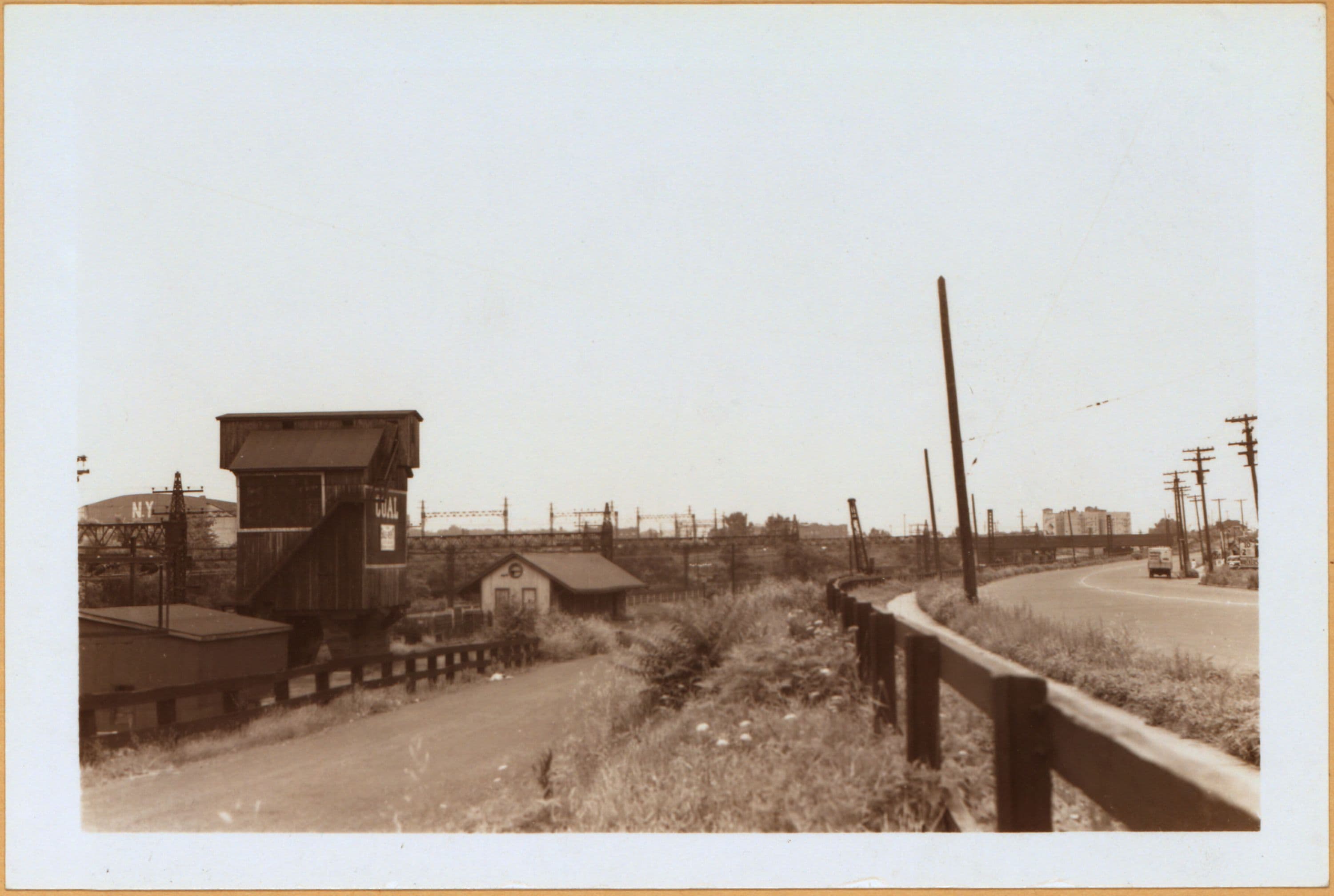 Bronx: Bronx River Avenue - 174th Street (East)