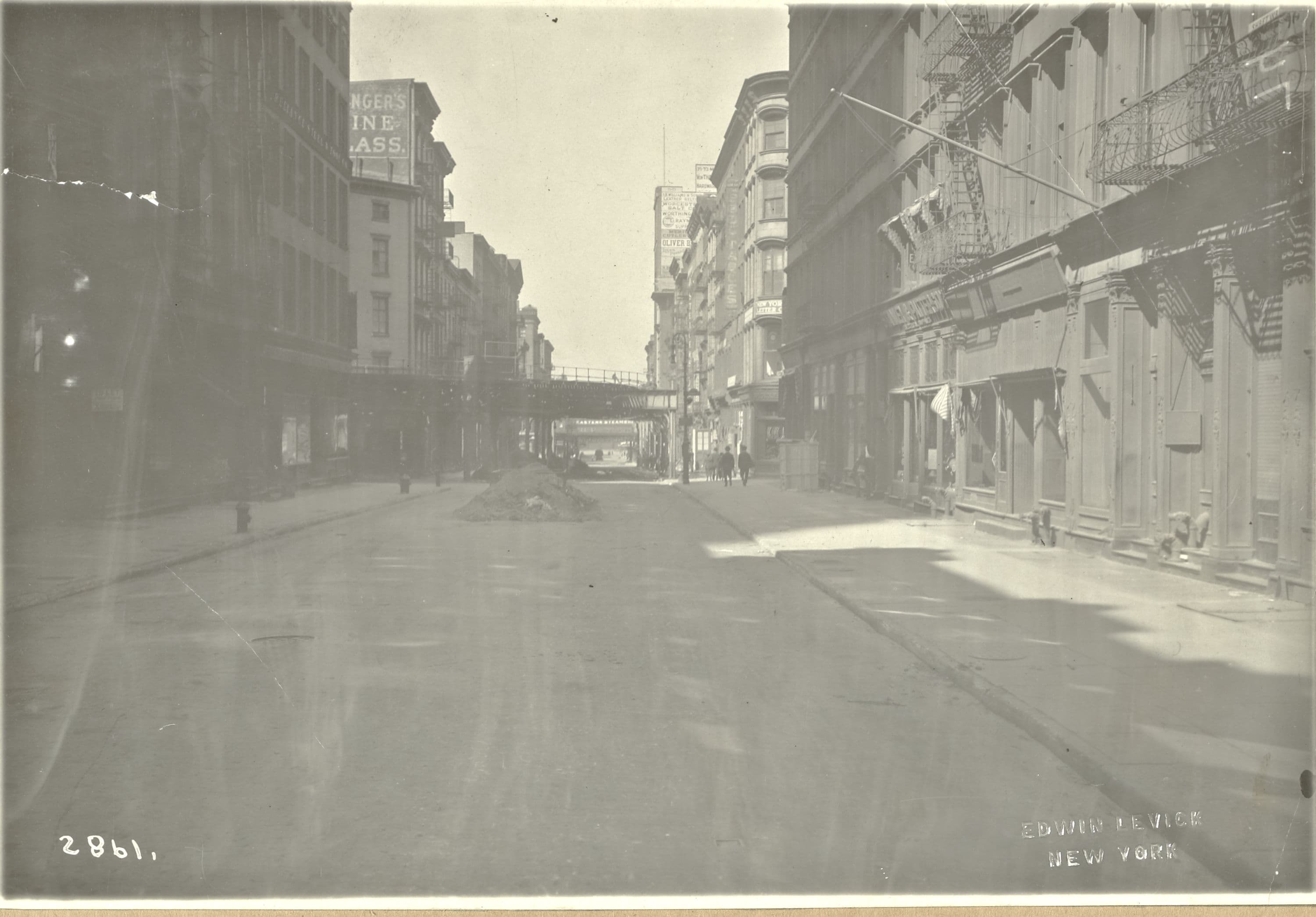 Manhattan: Murray Street - Broadway