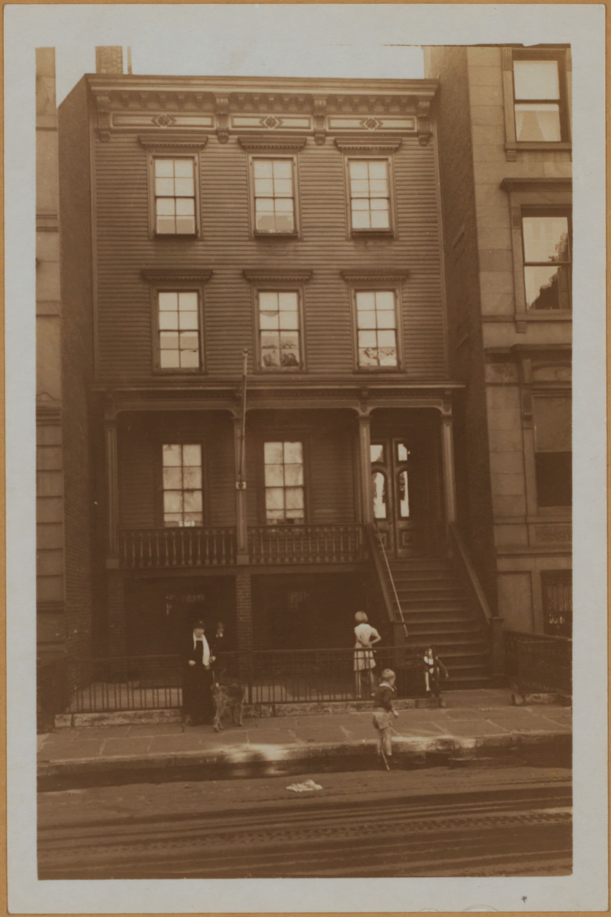 Manhattan: 84th Street (East) - 1st Avenue