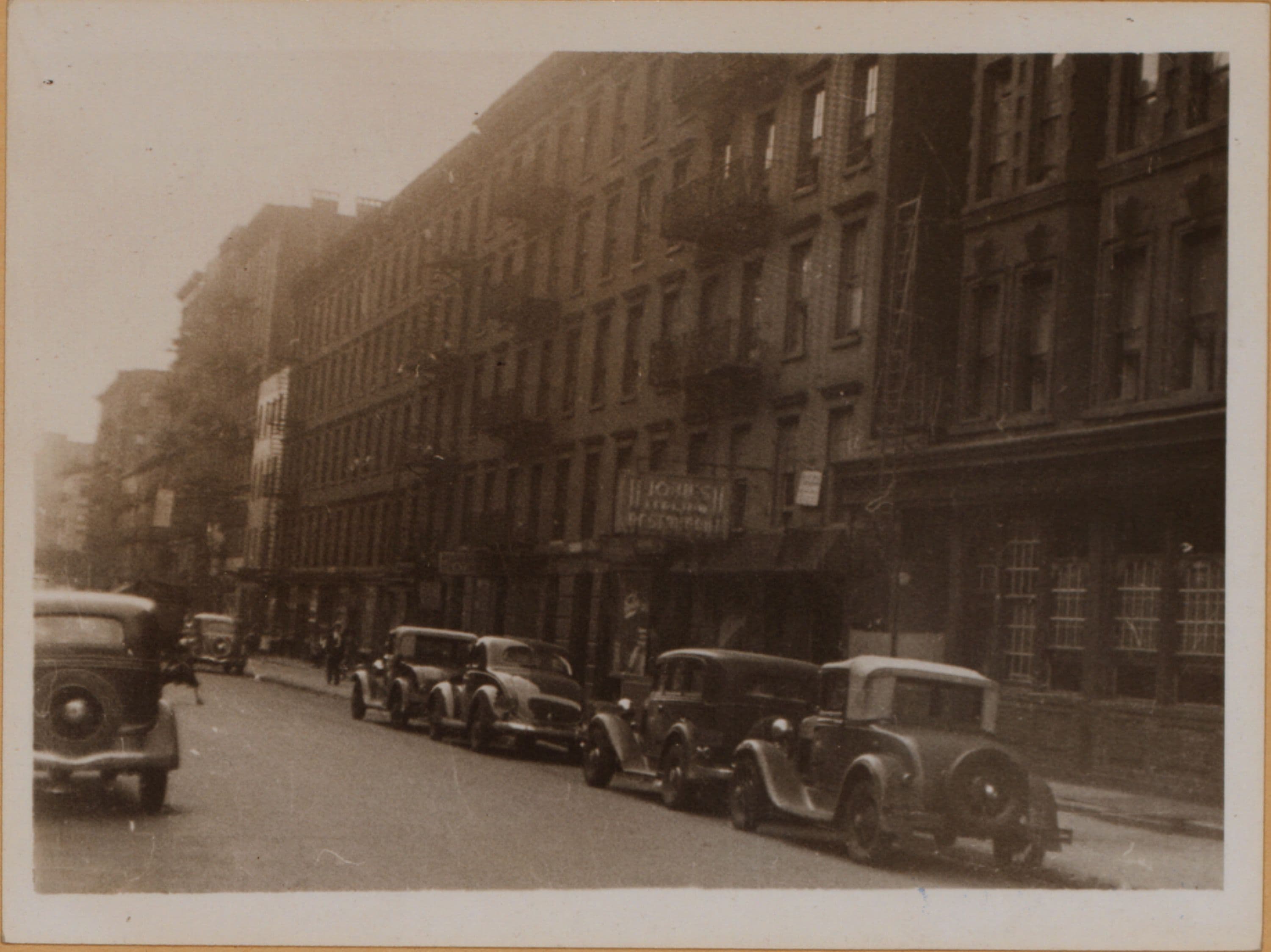 Manhattan: 12th Street (East) - 1st Avenue