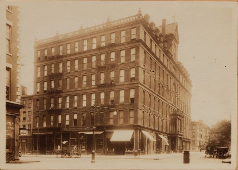Brooklyn: Clinton Street - Atlantic Avenue