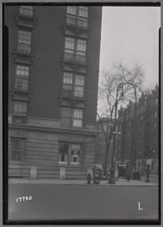 Apartment houses; Meyer's Beauty Salon: W. 179th St.-Ft. Washington Ave, Manhattan, 1937