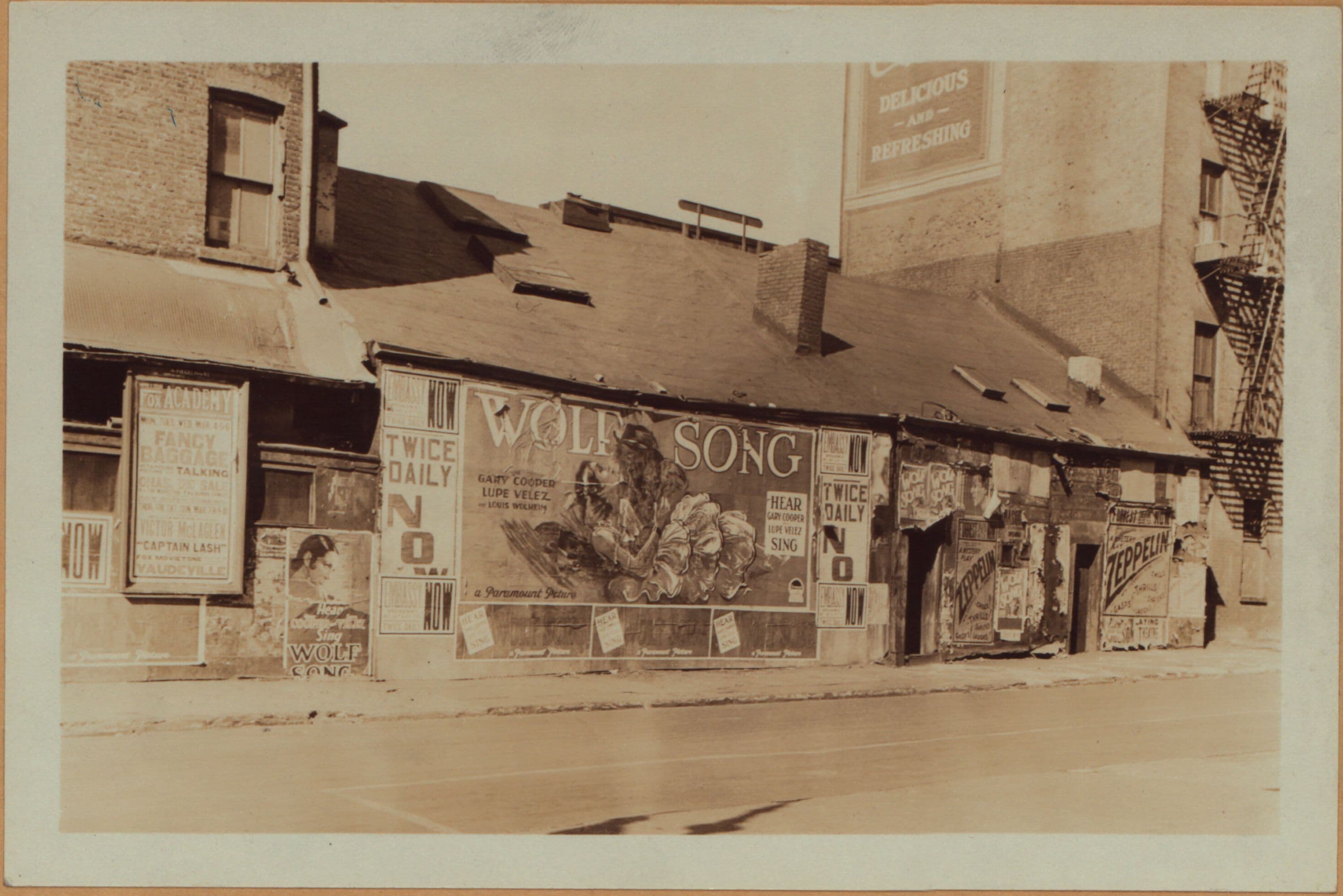 Manhattan: Weehawken Street - 10th Street
