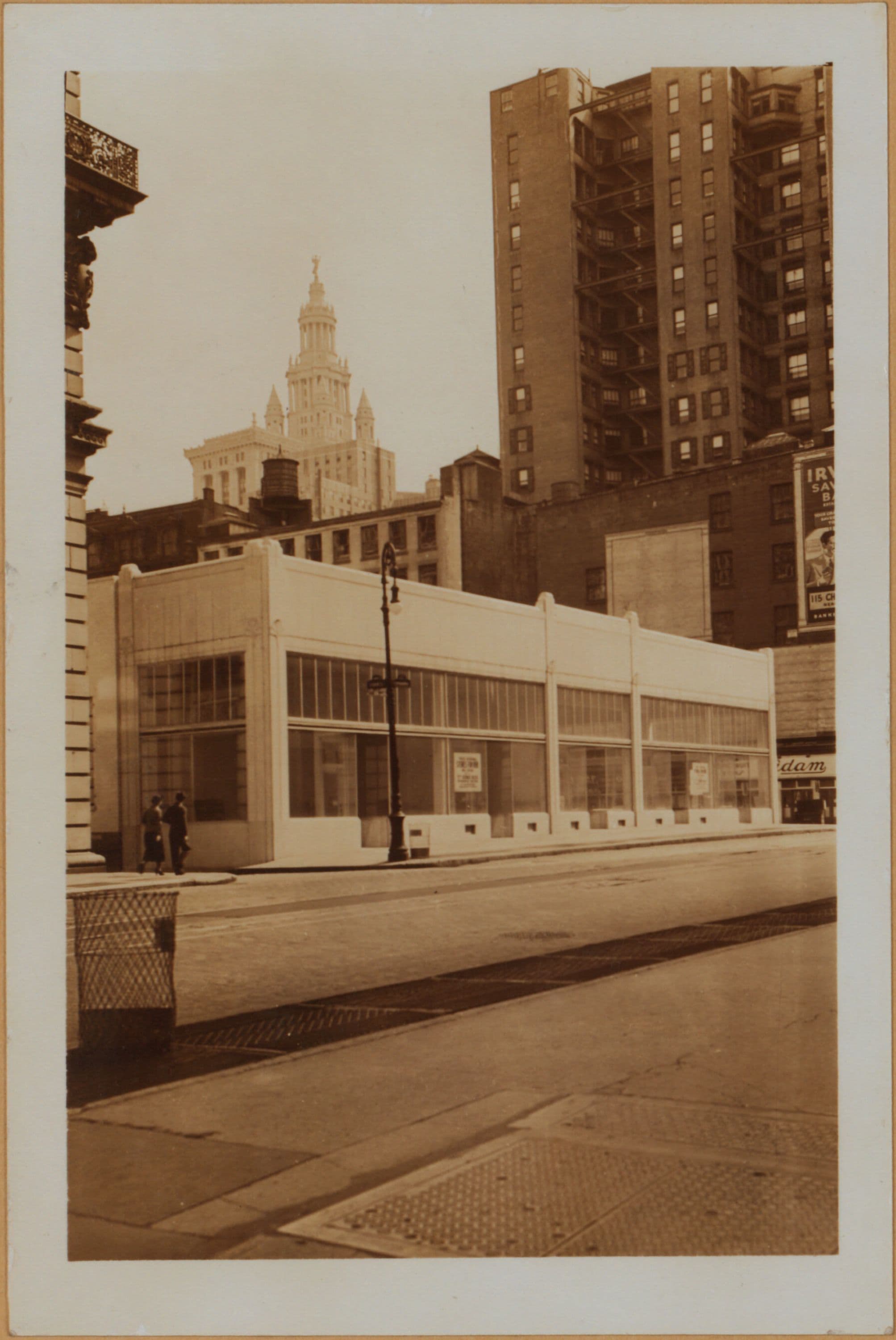 Manhattan: Broadway - Catherine Lane