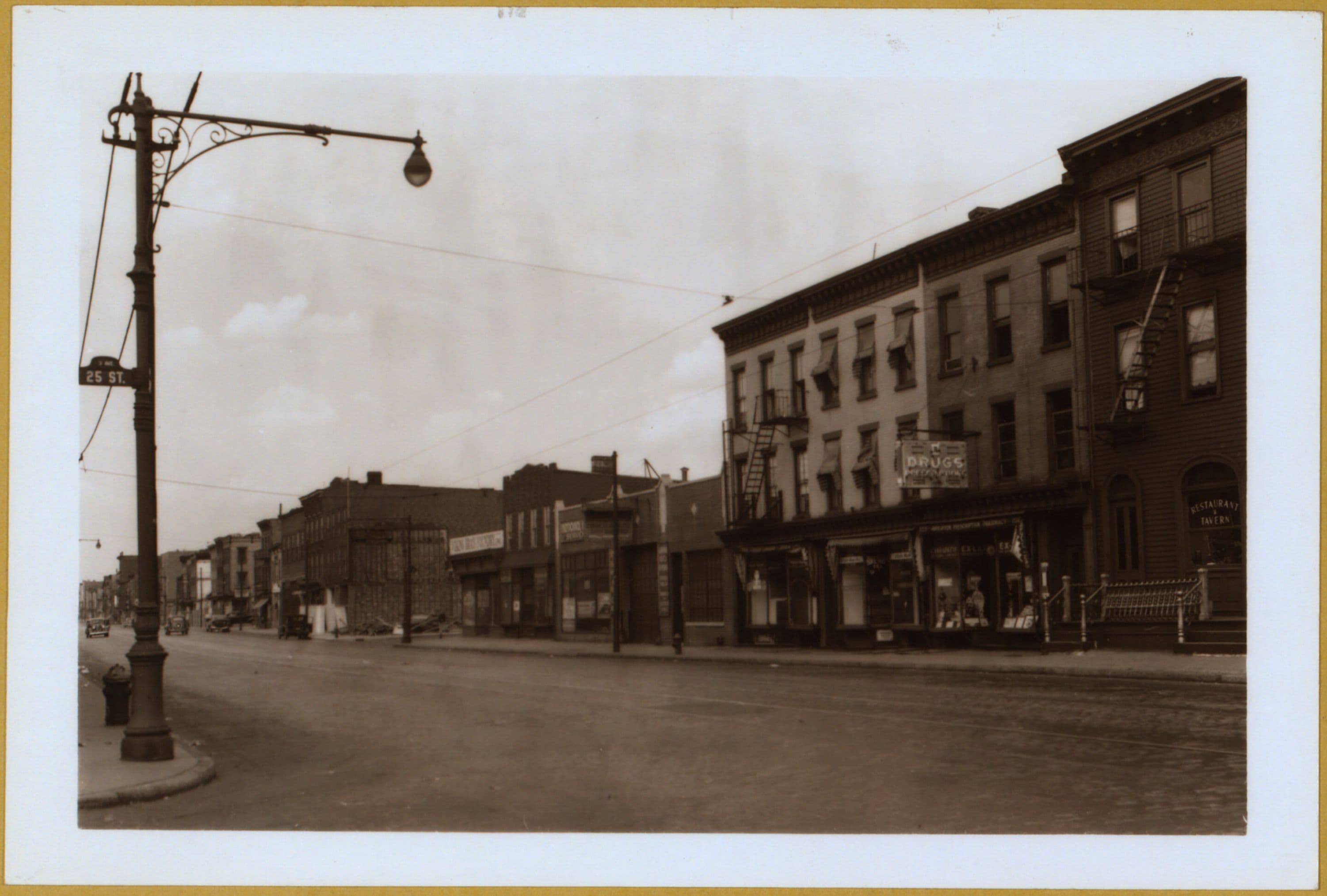 Brooklyn: 3rd Avenue - 25th Street, 1940