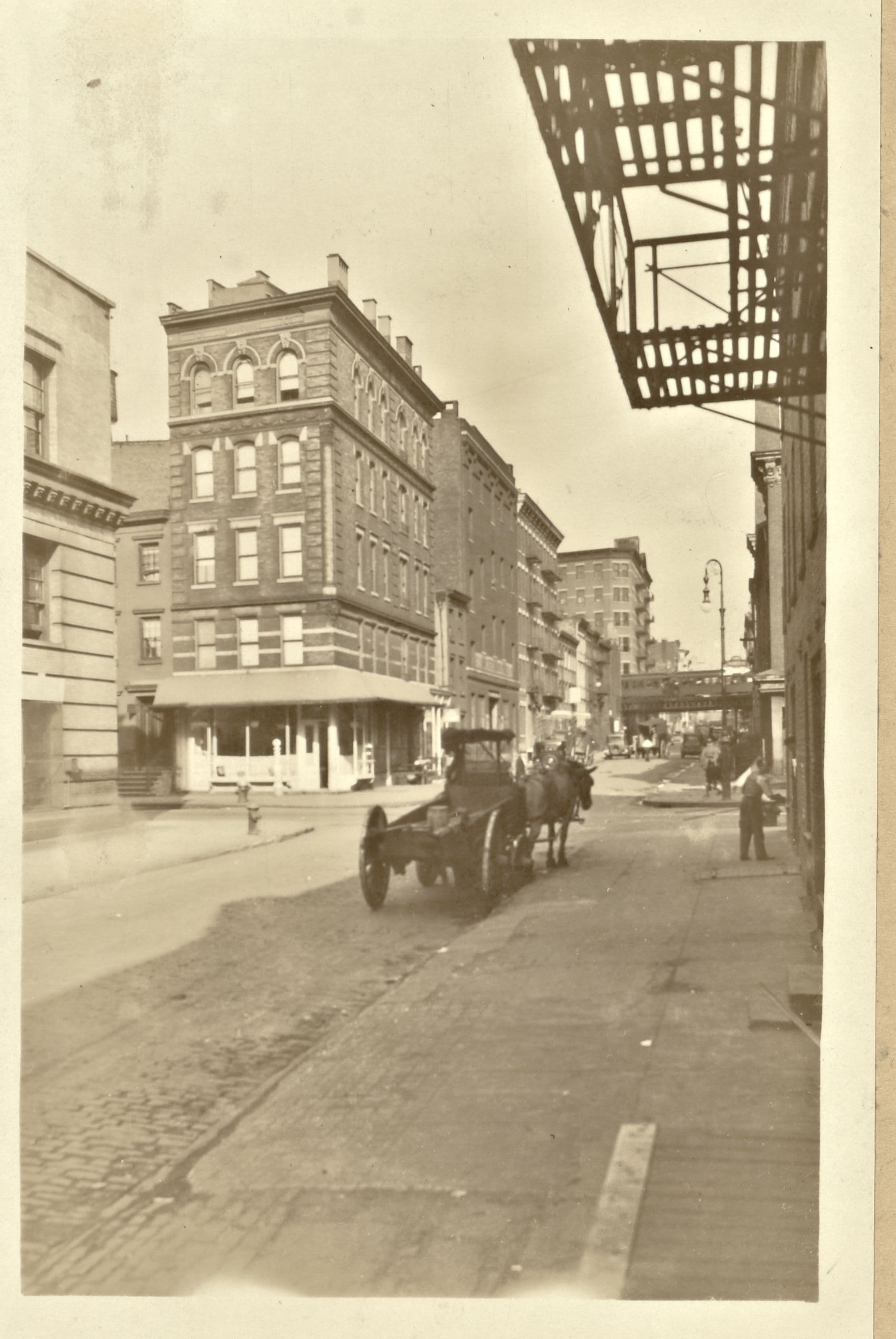 Manhattan: Bank Street - Washington Street