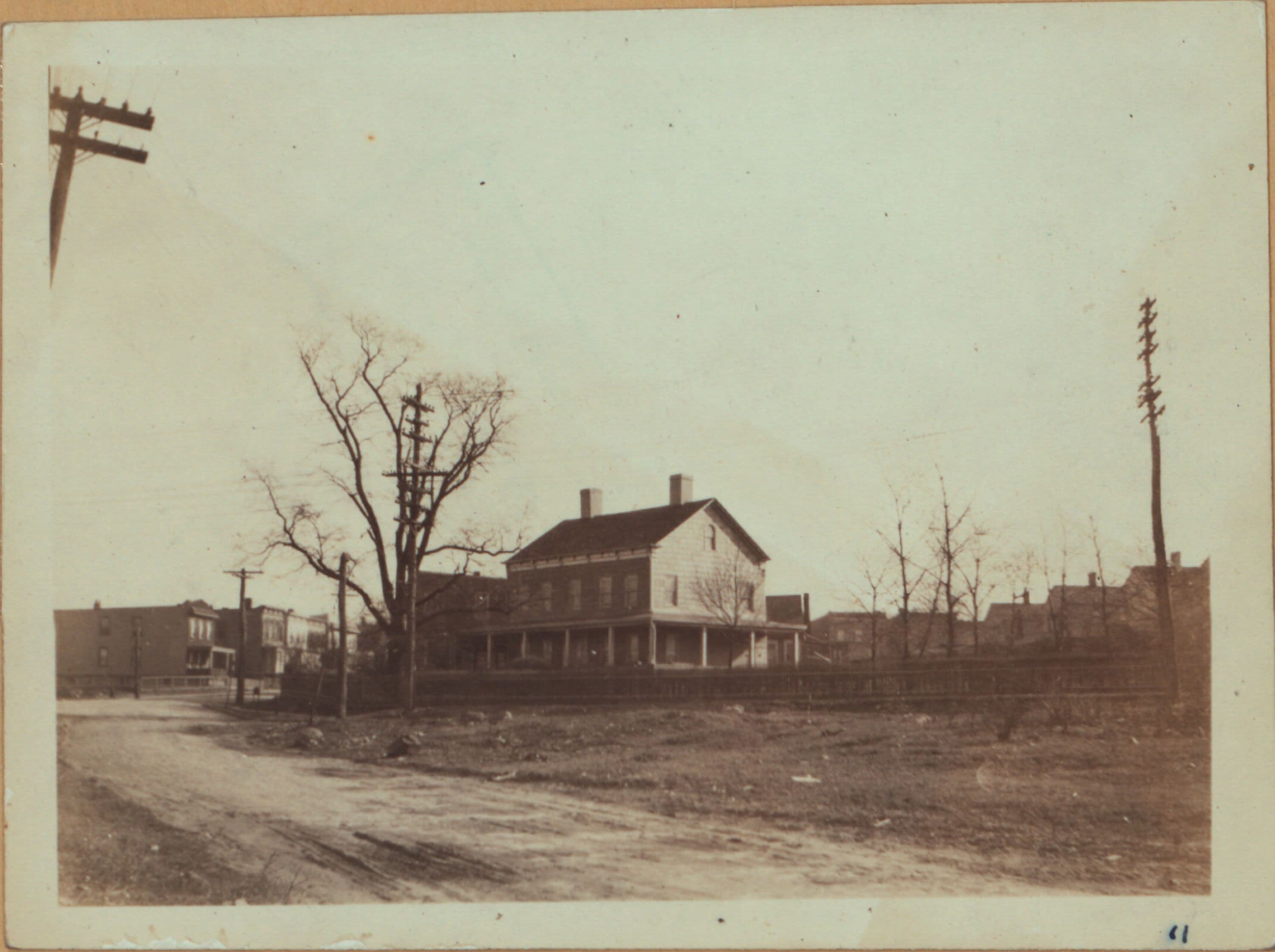 Queens: Maspeth Avenue - 57th Street