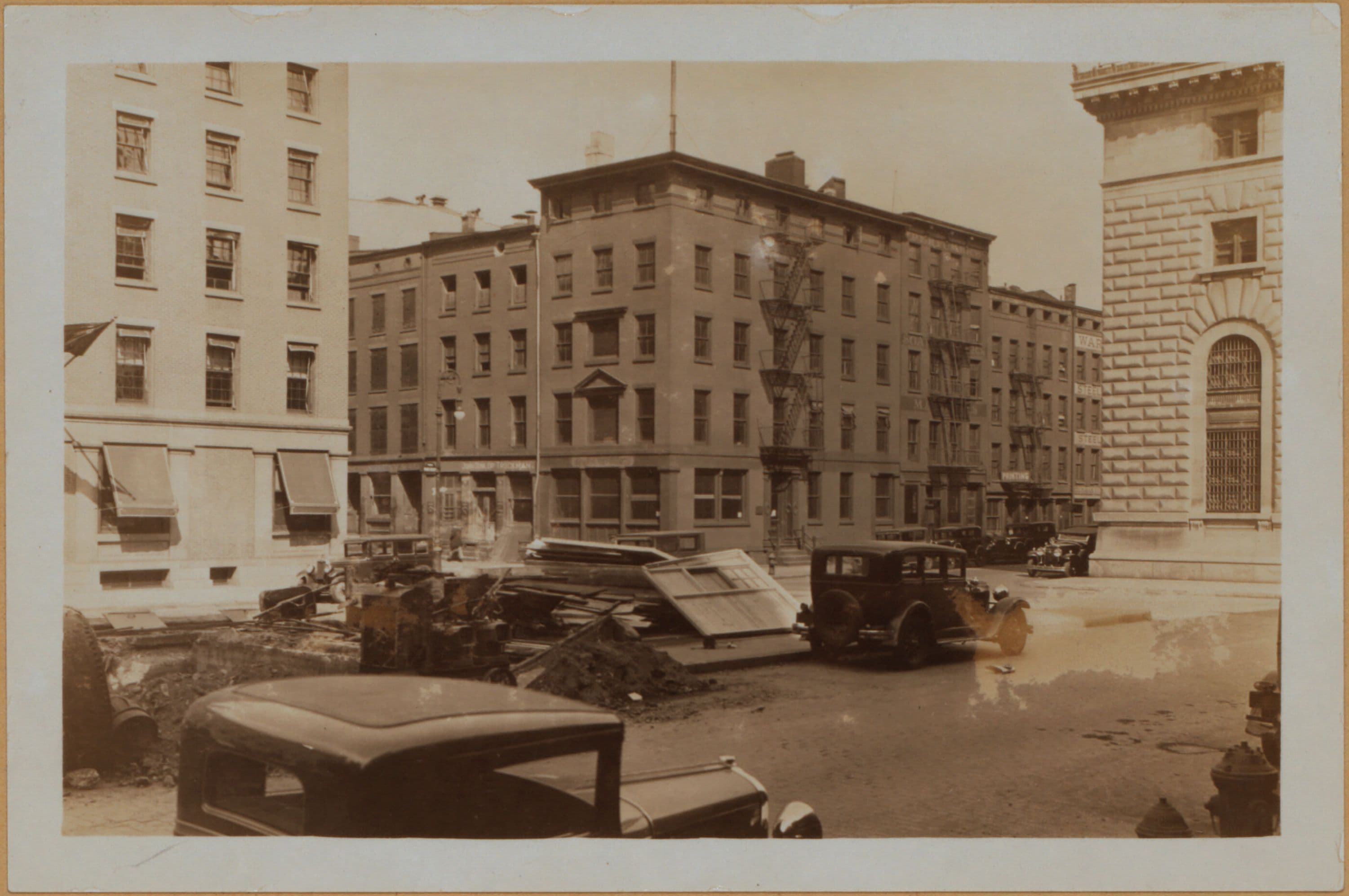 Manhattan: Front Street - Old Slip, 1930