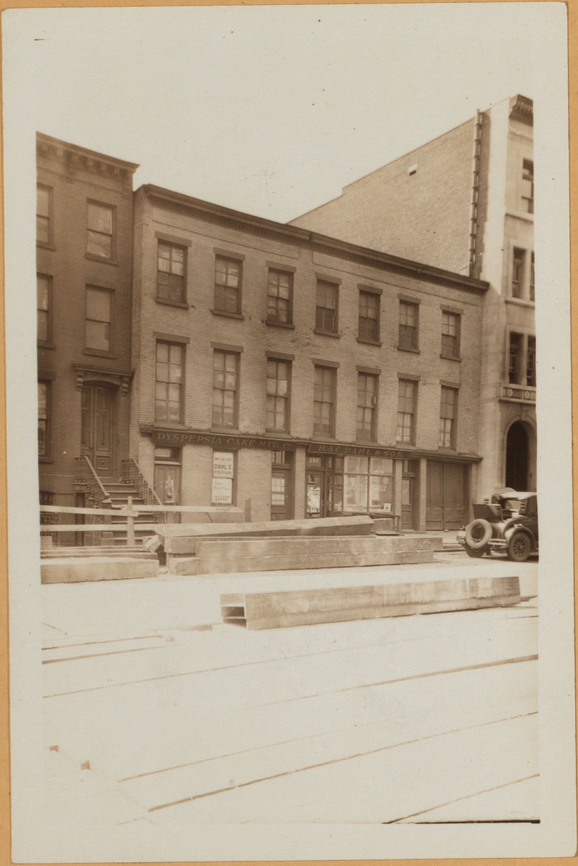 Brooklyn: Schermerhorn Street - Bond Street