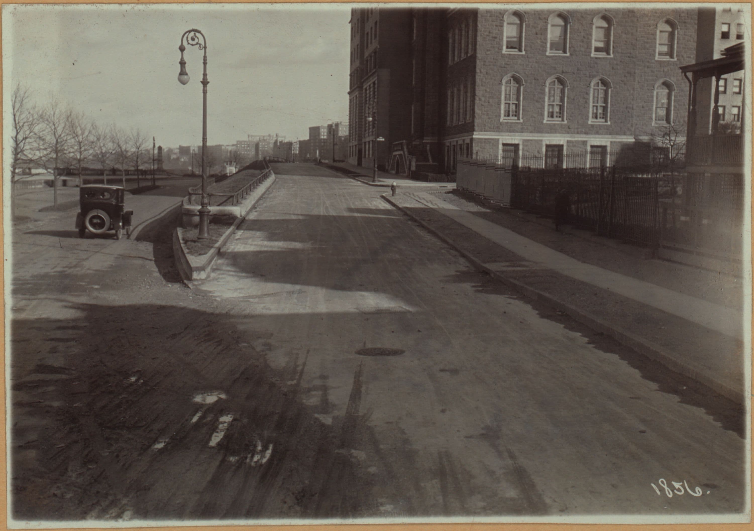 Manhattan: Riverside Drive - 139th Street