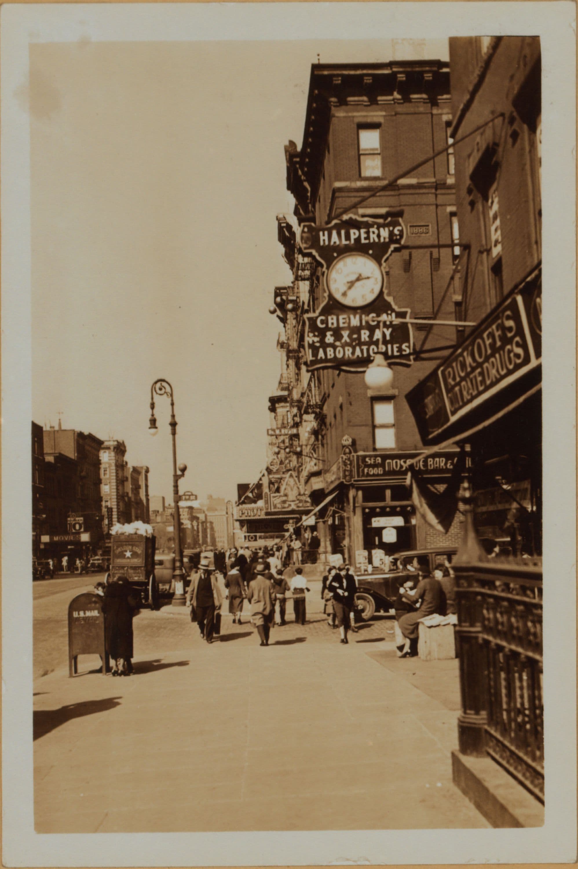 Manhattan: 2nd Ave. - 7th St., 1934