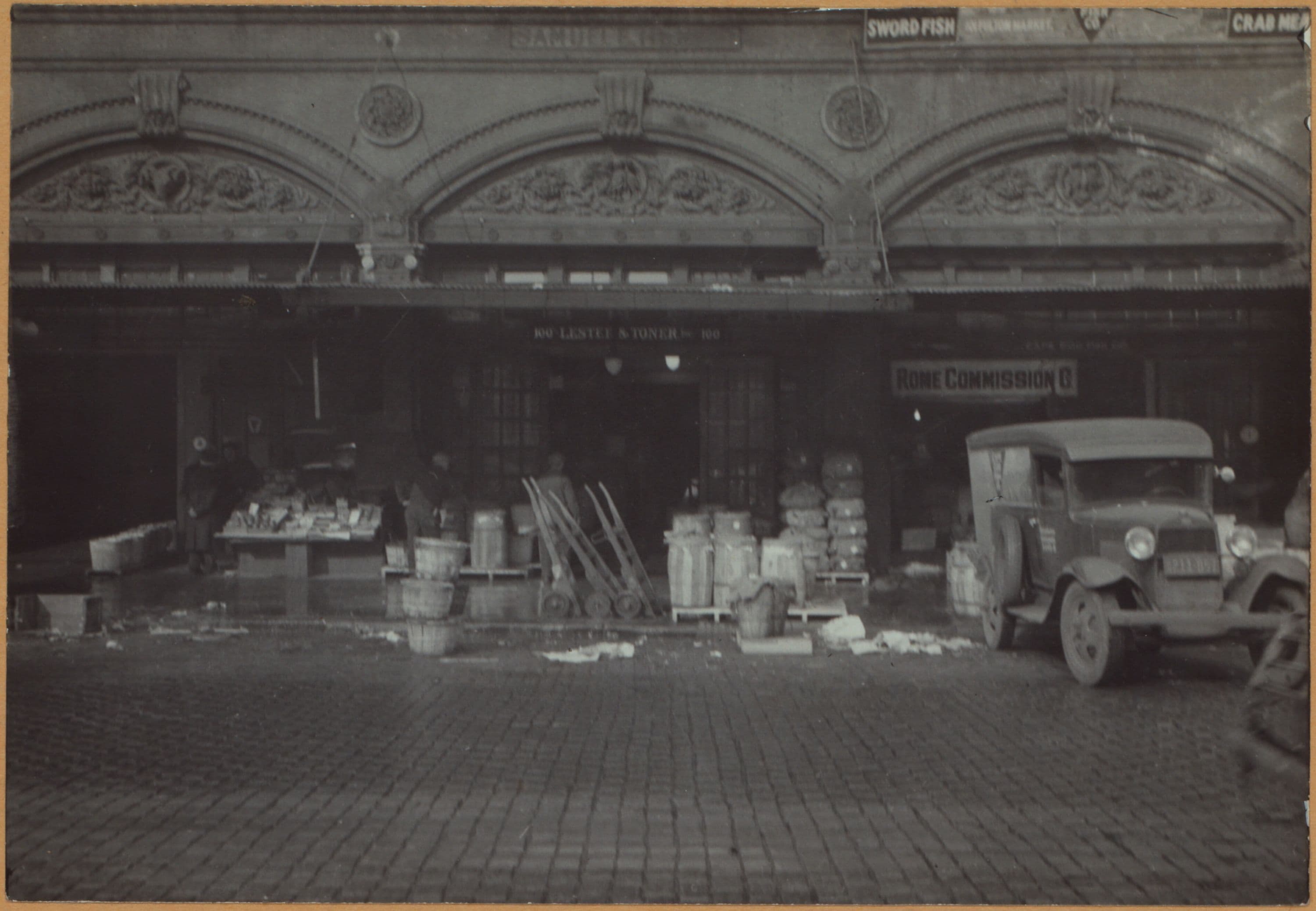 Manhattan: South Street - Fulton Street