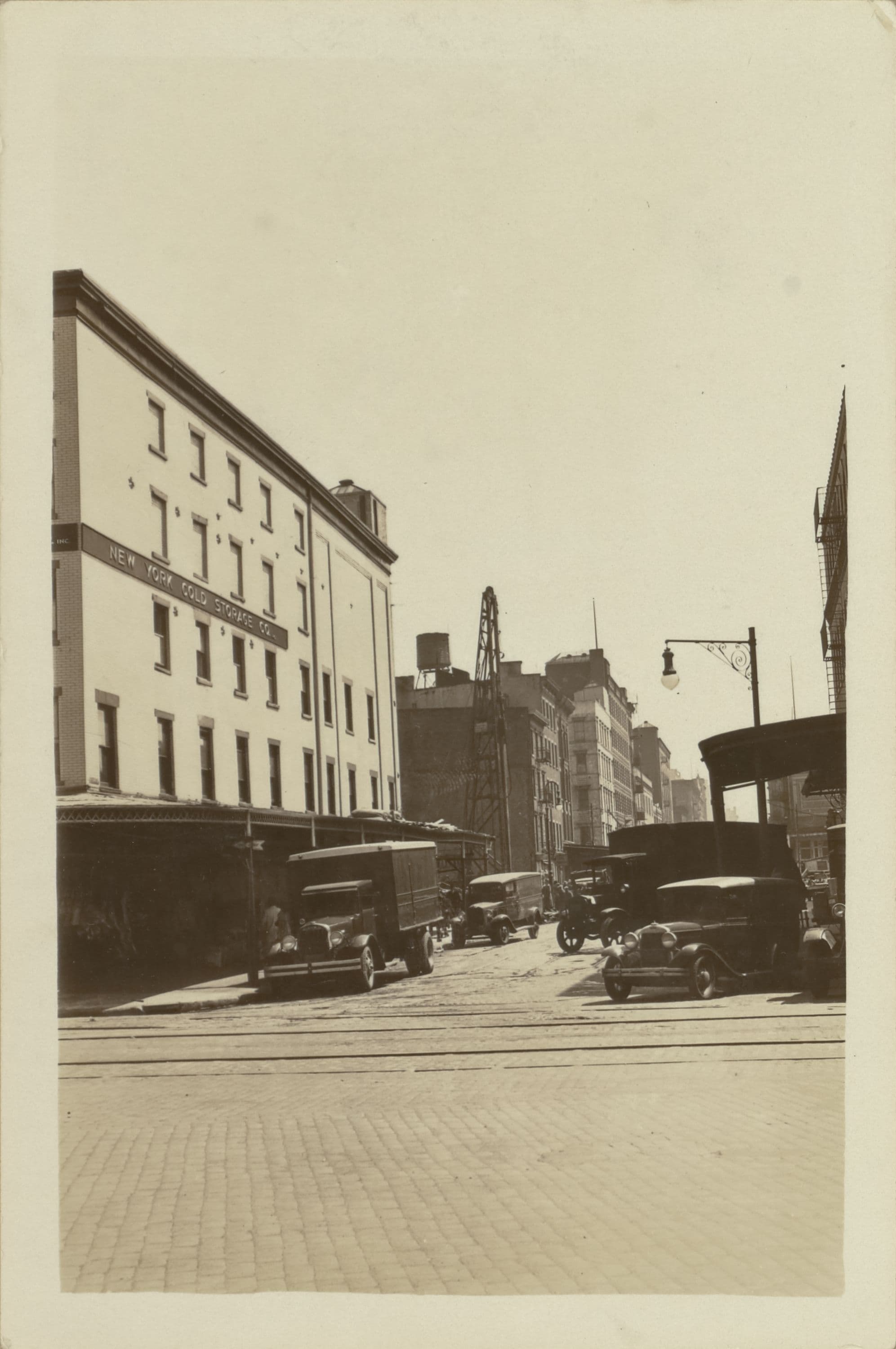 Manhattan: 13th Street - 10th Avenue, 1933