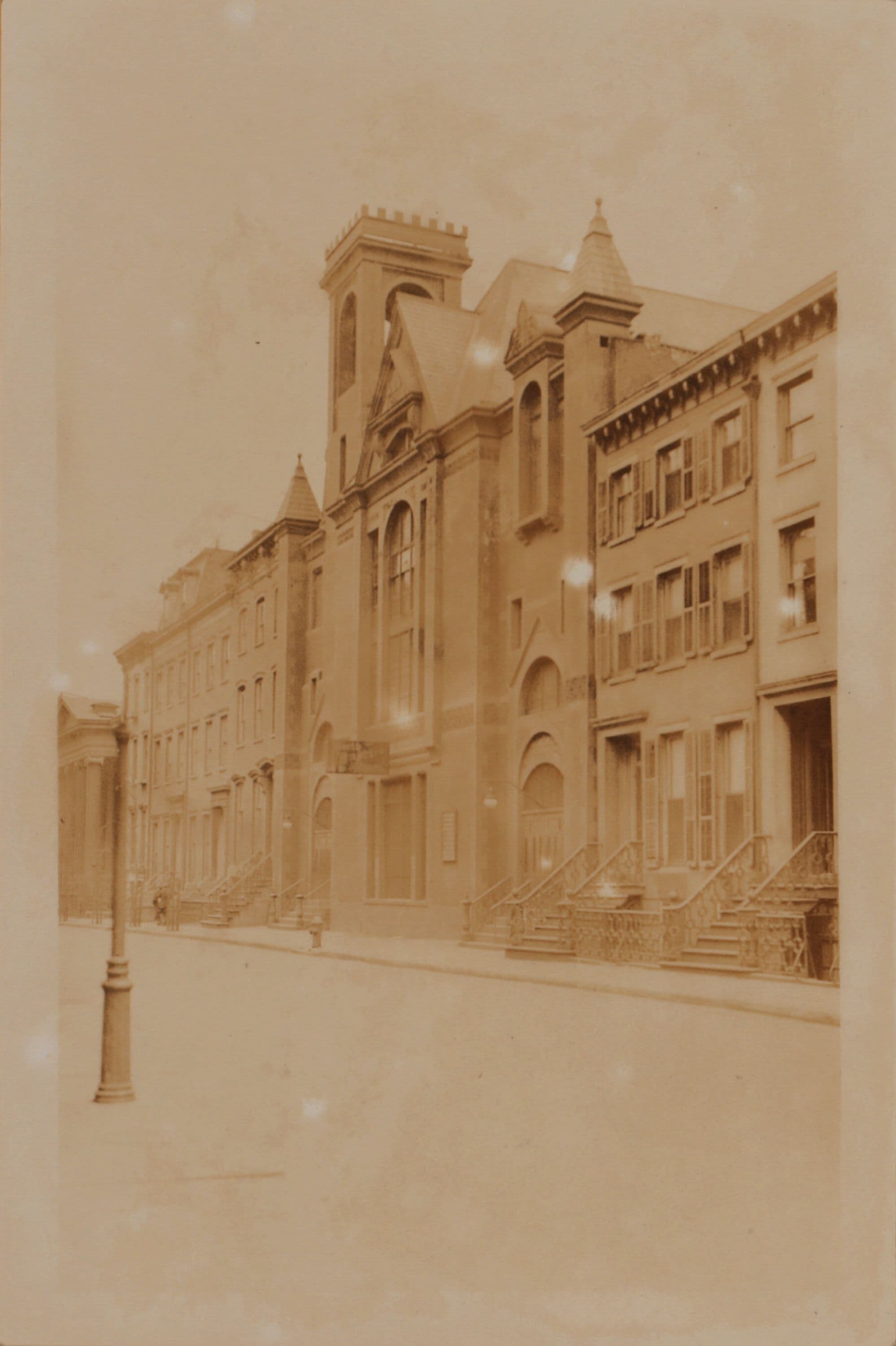 Manhattan: 11th Street (West) - Waverly Place