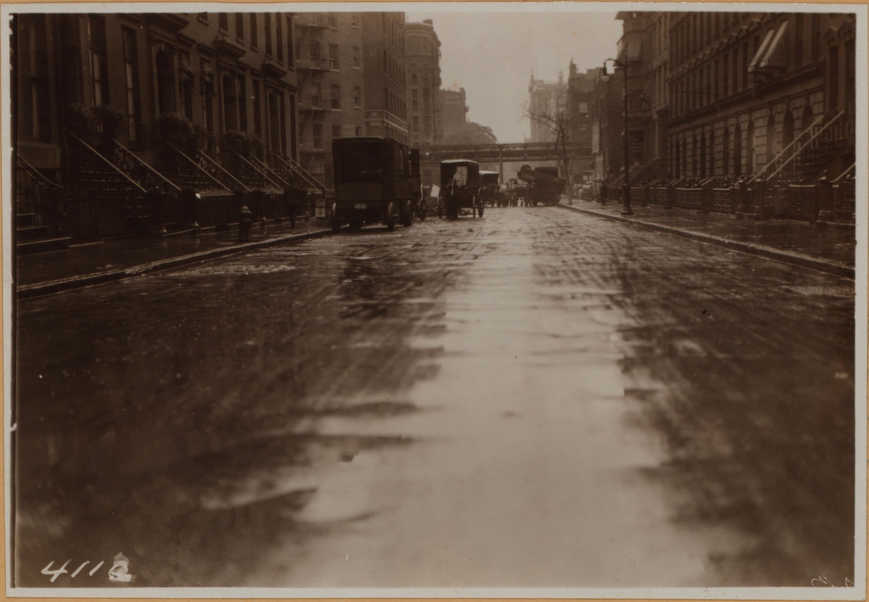 Manhattan: 11th Street - 5th Avenue, 1921