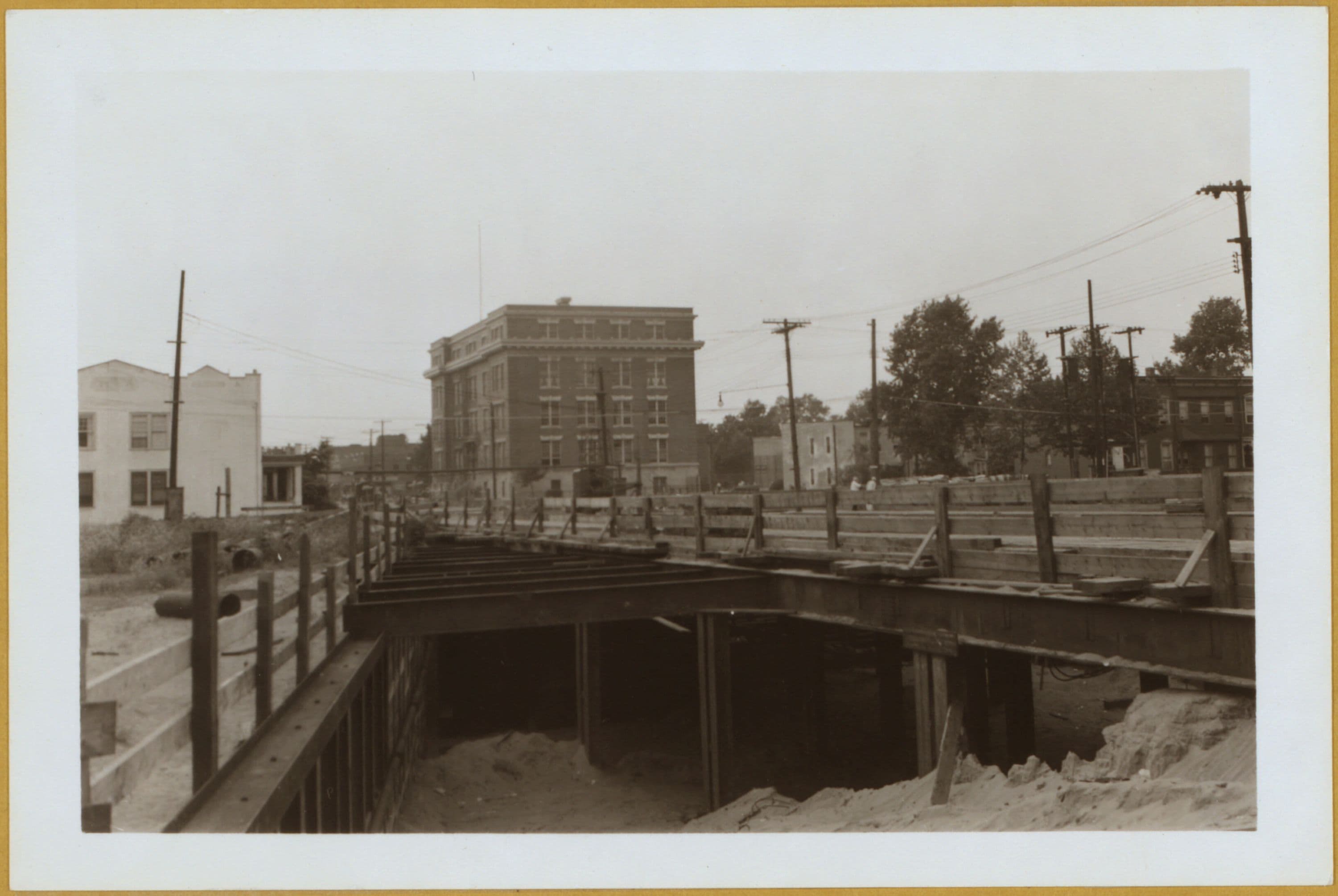 Brooklyn: Pitkin Avenue - Lincoln Street, 1941