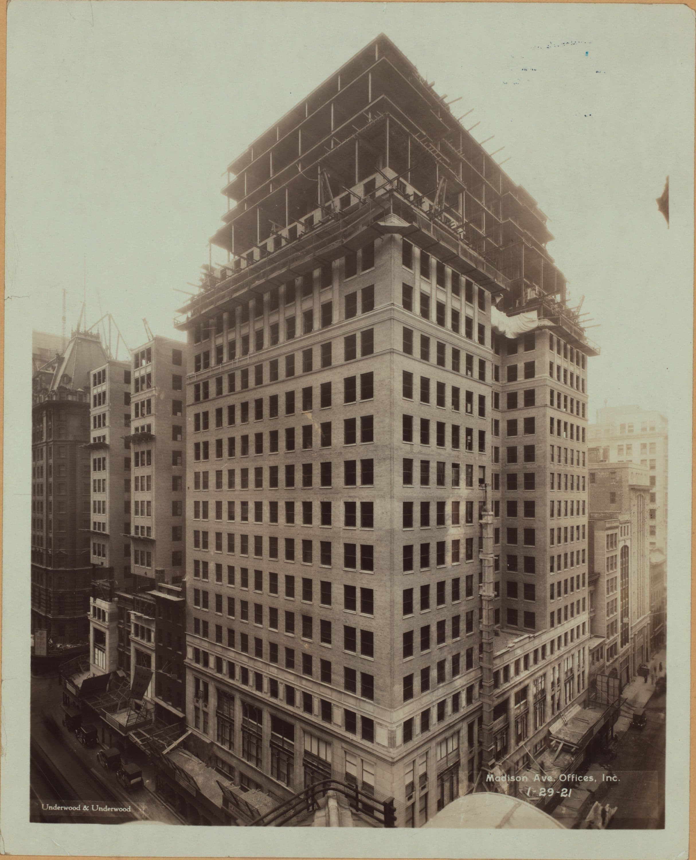 Manhattan: Madison Avenue - 43rd Street (East)