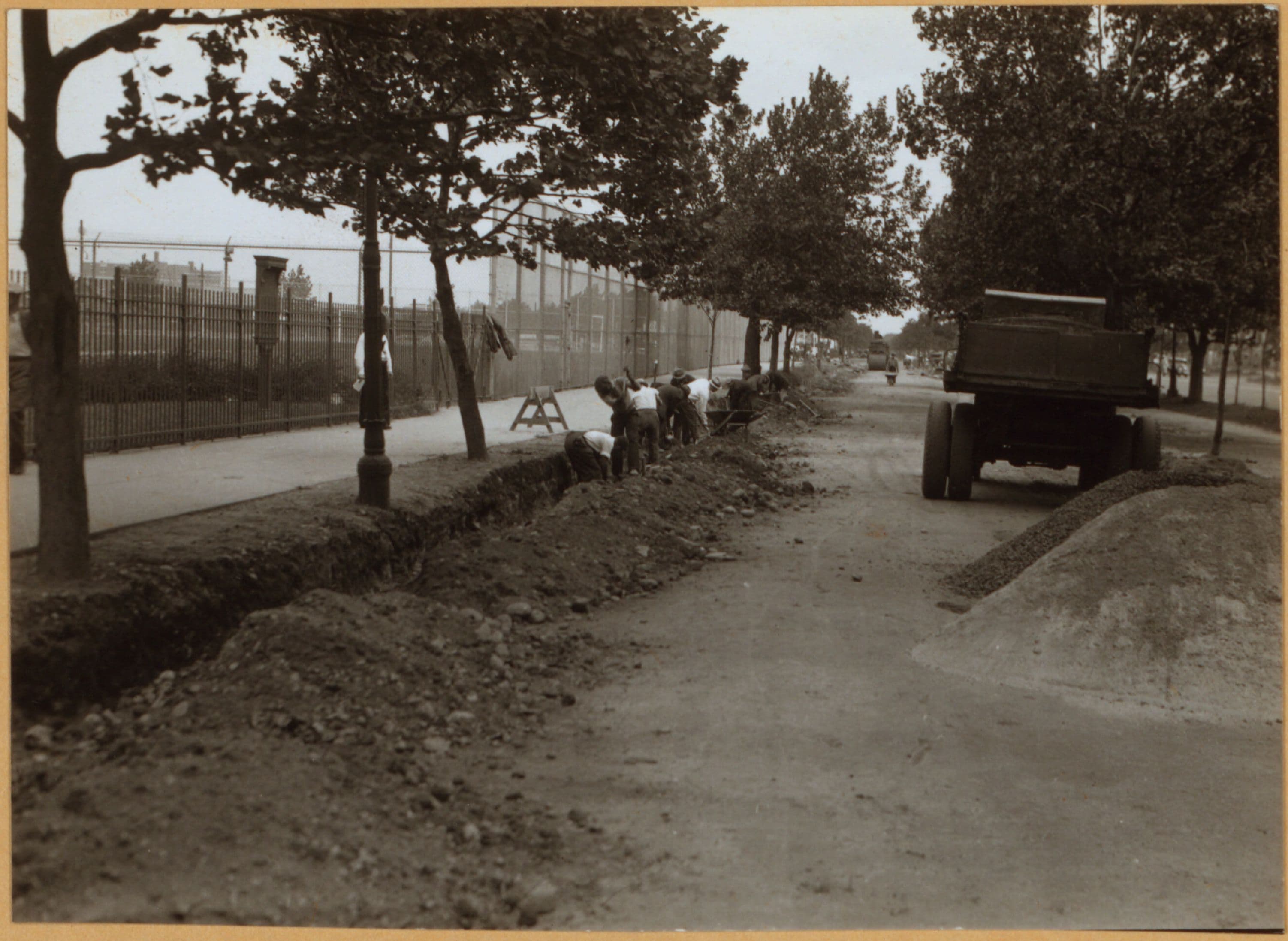 Brooklyn: Ocean Parkway - Seaside Boulevard