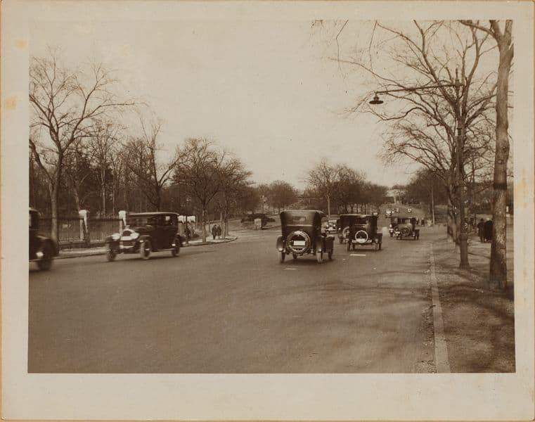 Bronx: Bronx and Pelham Par - Bronxwood Avenue