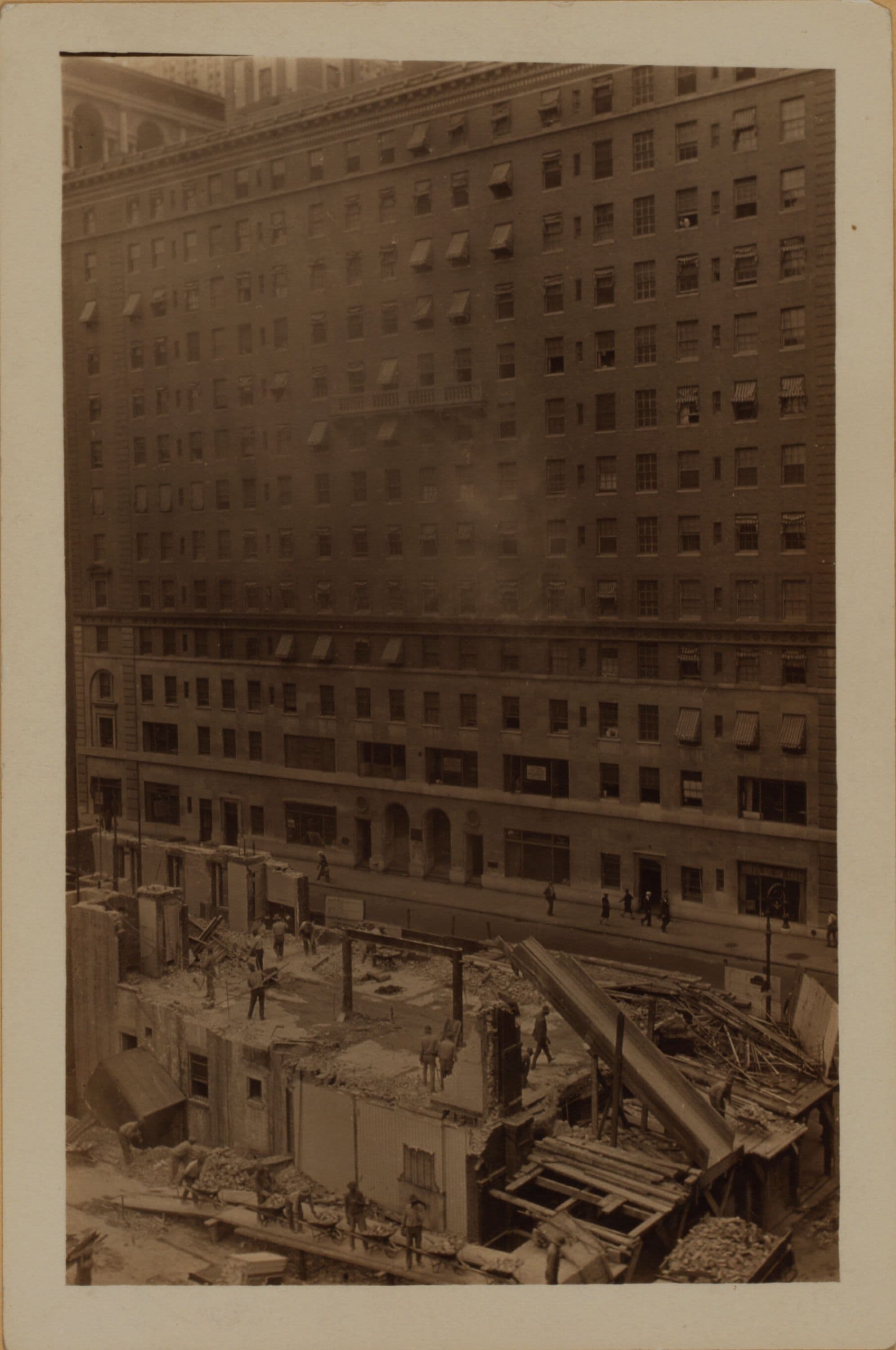 Manhattan: 48th Street (East) - East River Drive