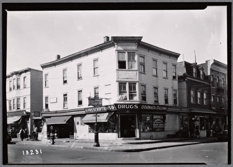 Mermaid Market; Drugs, Farmacia Italiana: Mermaid Ave.- W. 15th St., Brooklyn