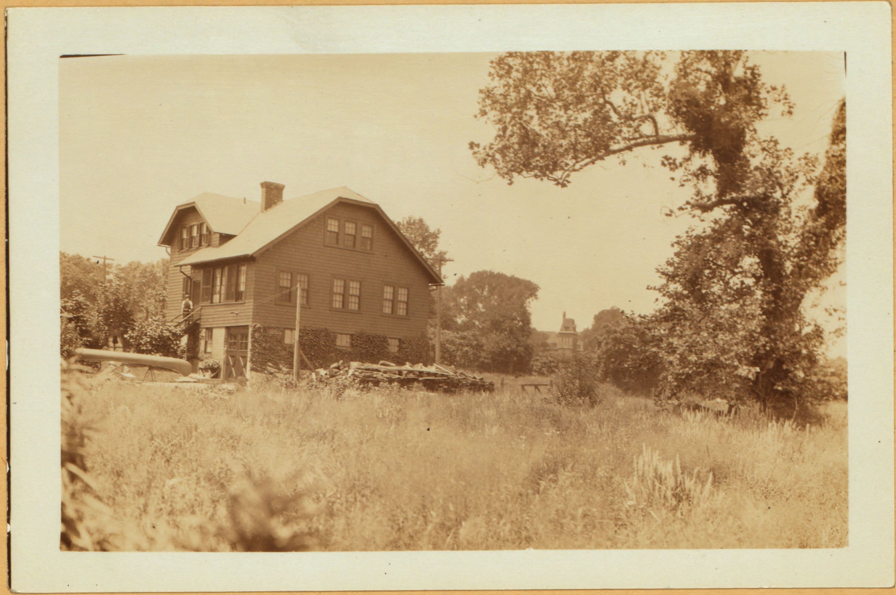 Bronx: Pelham Bay Park - former Huntington Estate (caretaker's house).