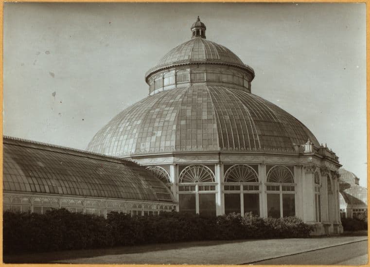 Bronx: Bronx Park - Botanical Gardens.