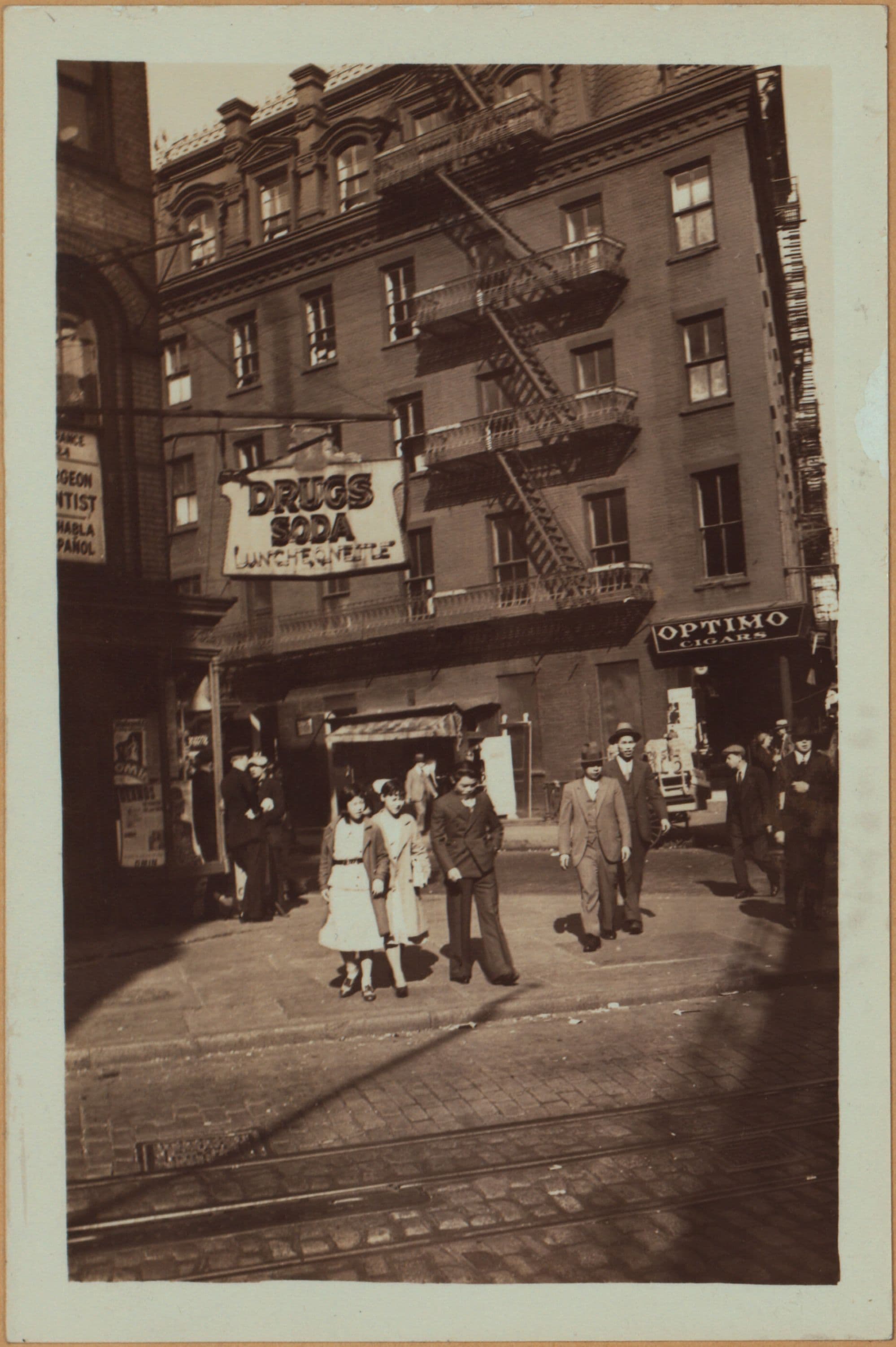 Manhattan: Mott Street - Chatham Square