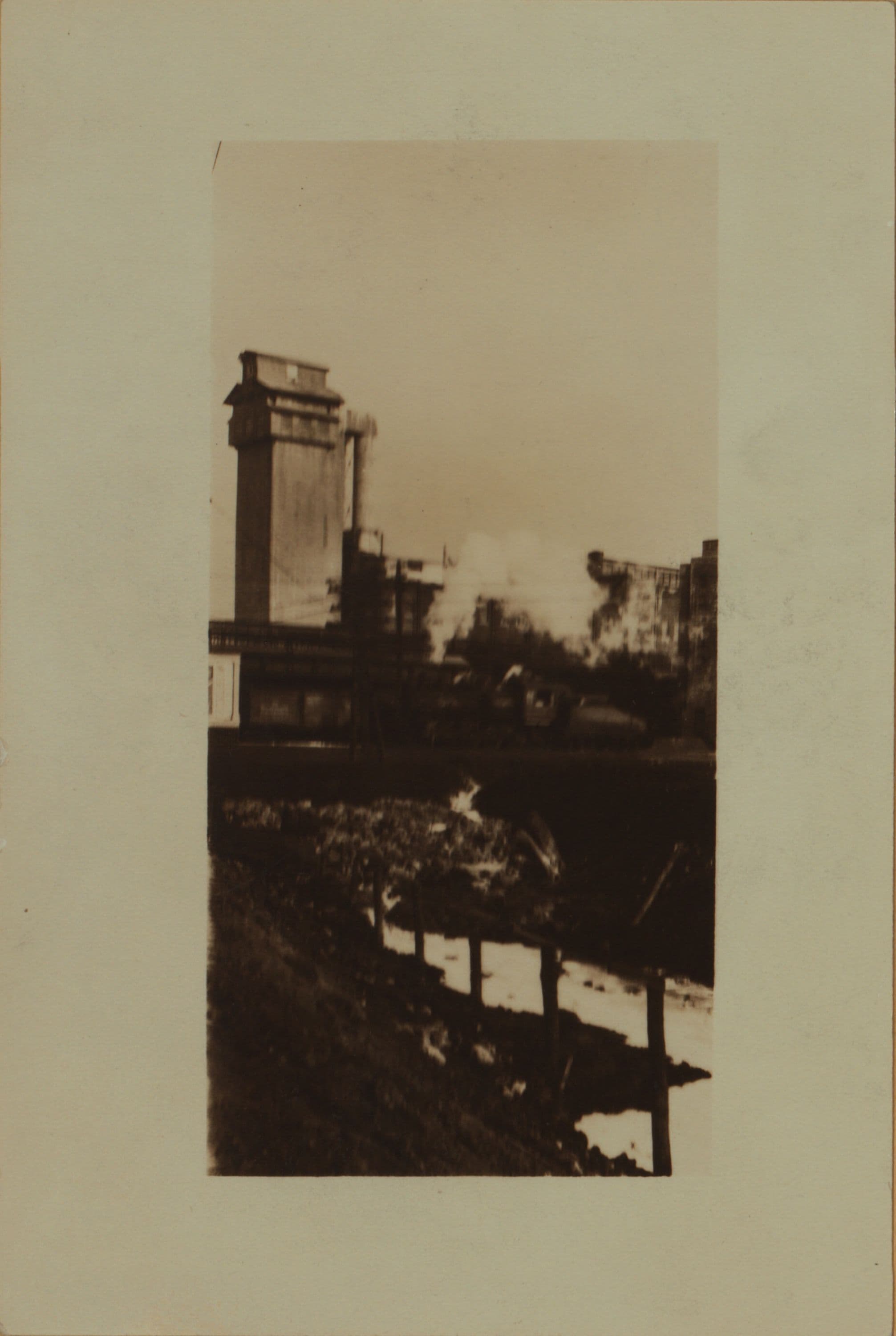 Richmond: Richmond Terrace - Western Avenue