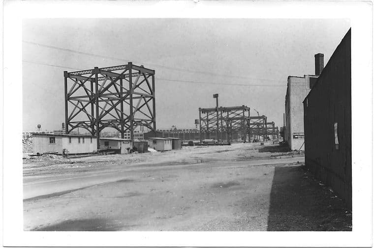 Borden Avenue at Review Avenue, to East, Queens