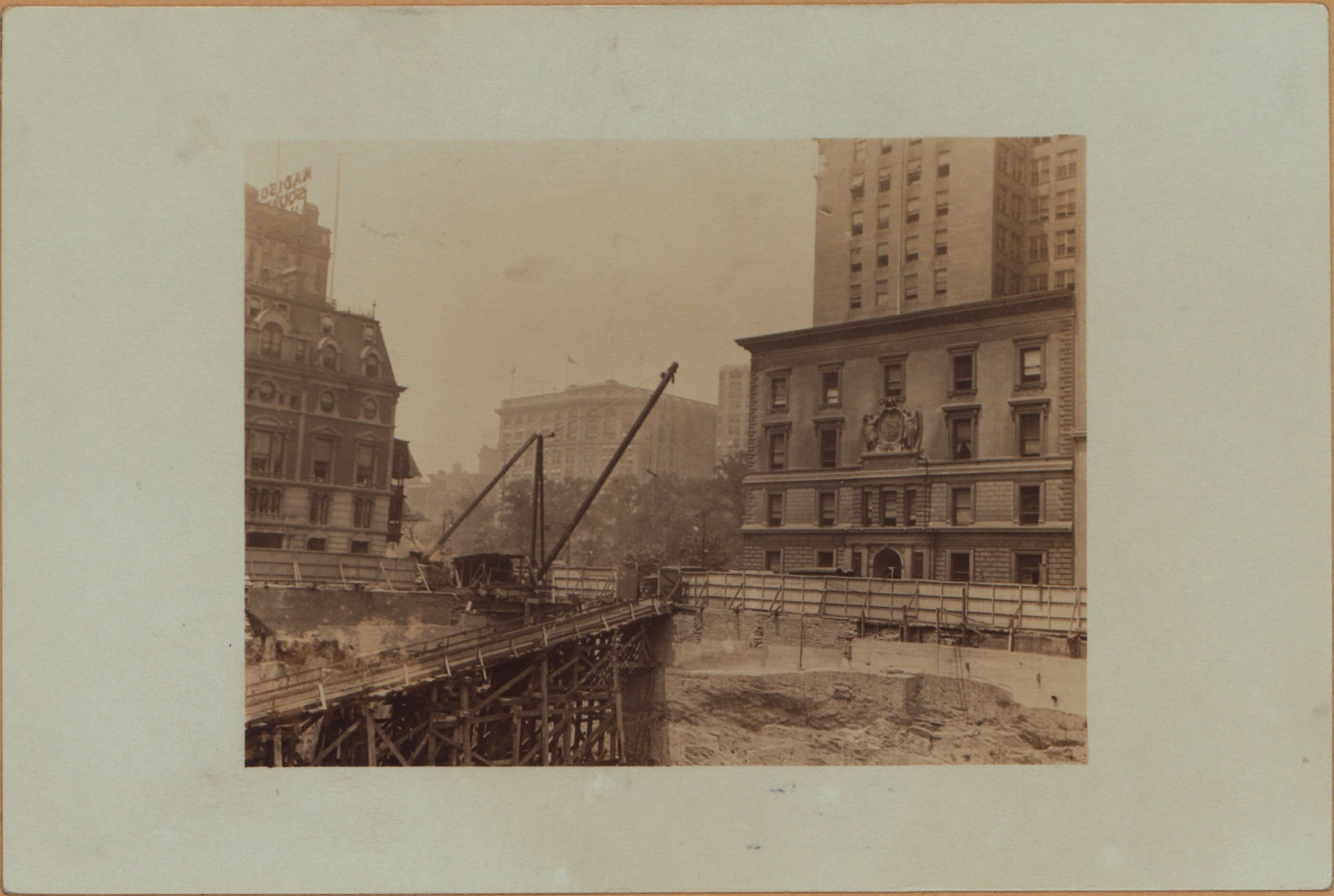 Manhattan: Madison Avenue - 26th Street (East), 1926-07-09
